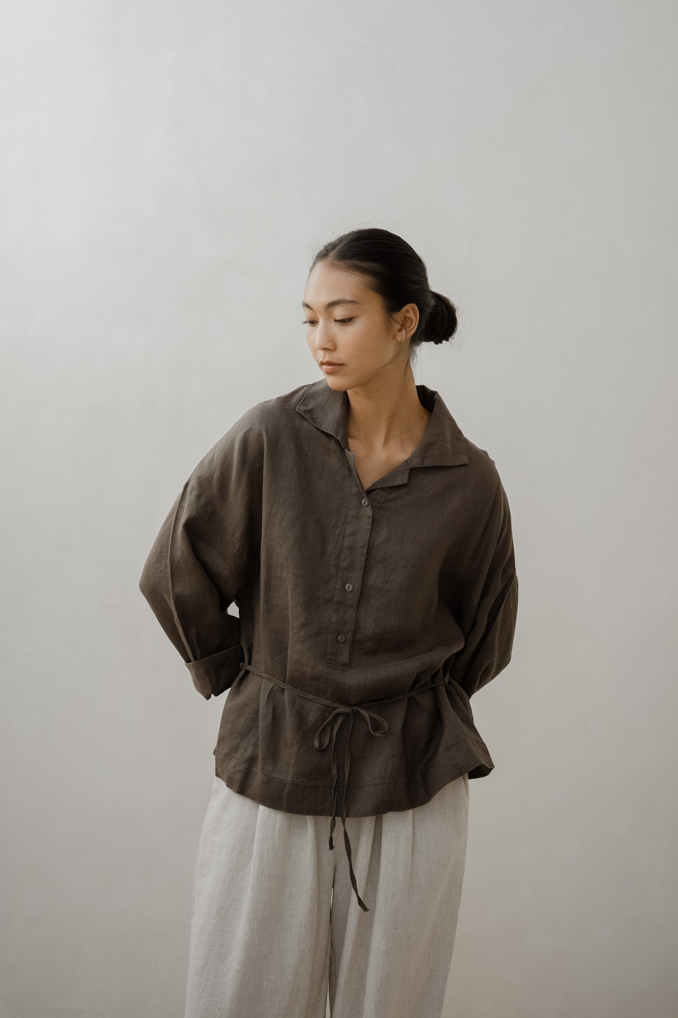 Float Linen Trousers