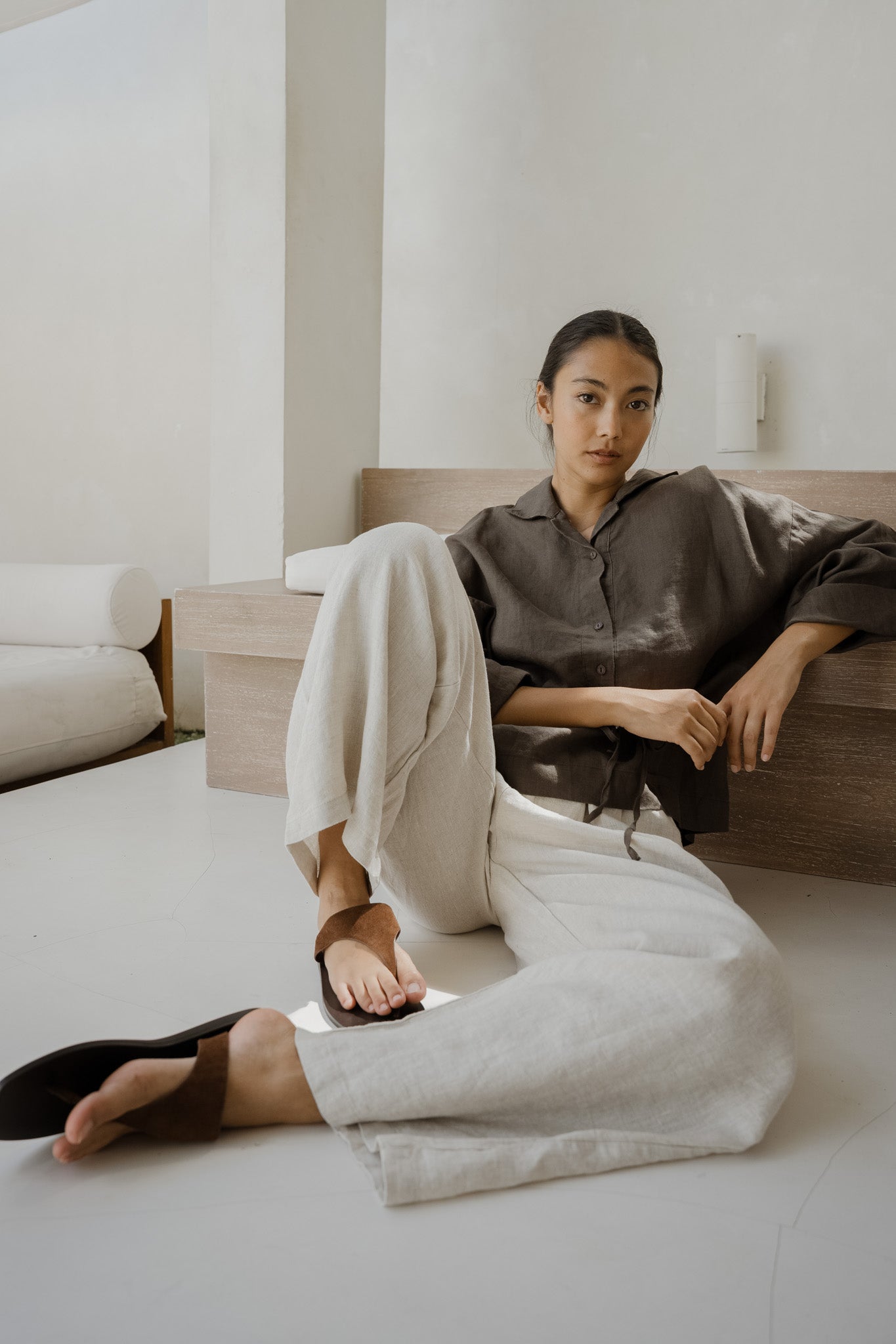 Float Linen Trousers