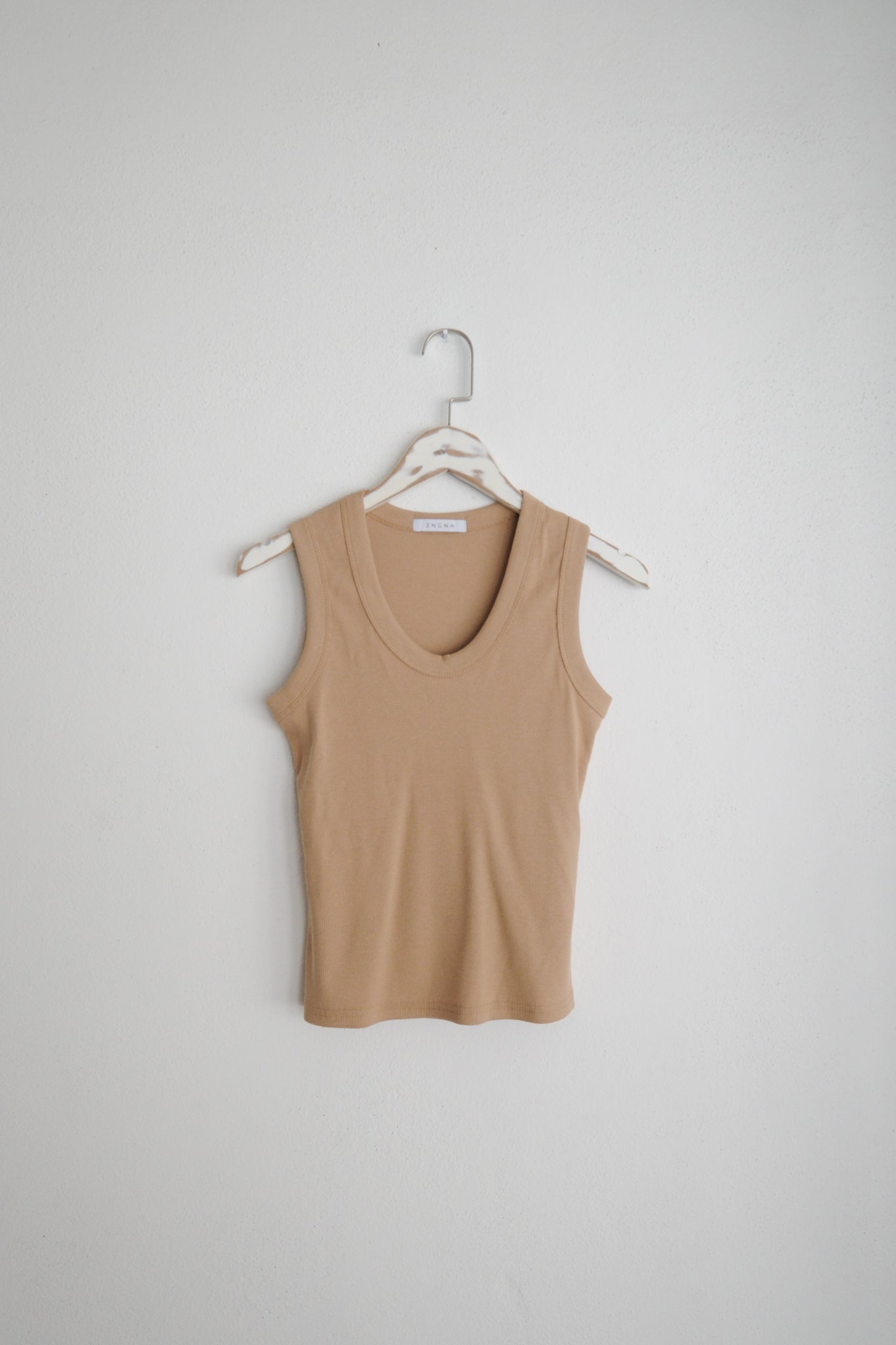 Basic U Neck Tank Top