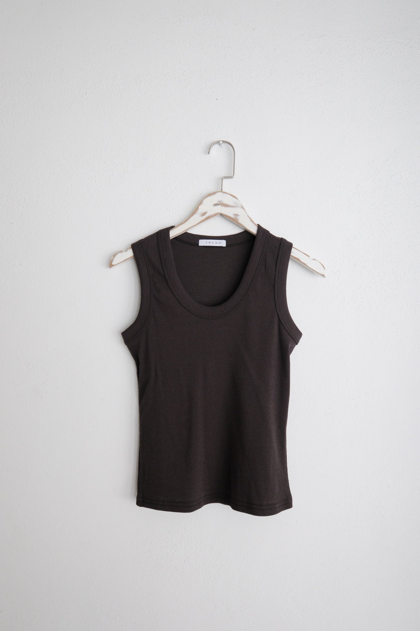 Basic U Neck Tank Top