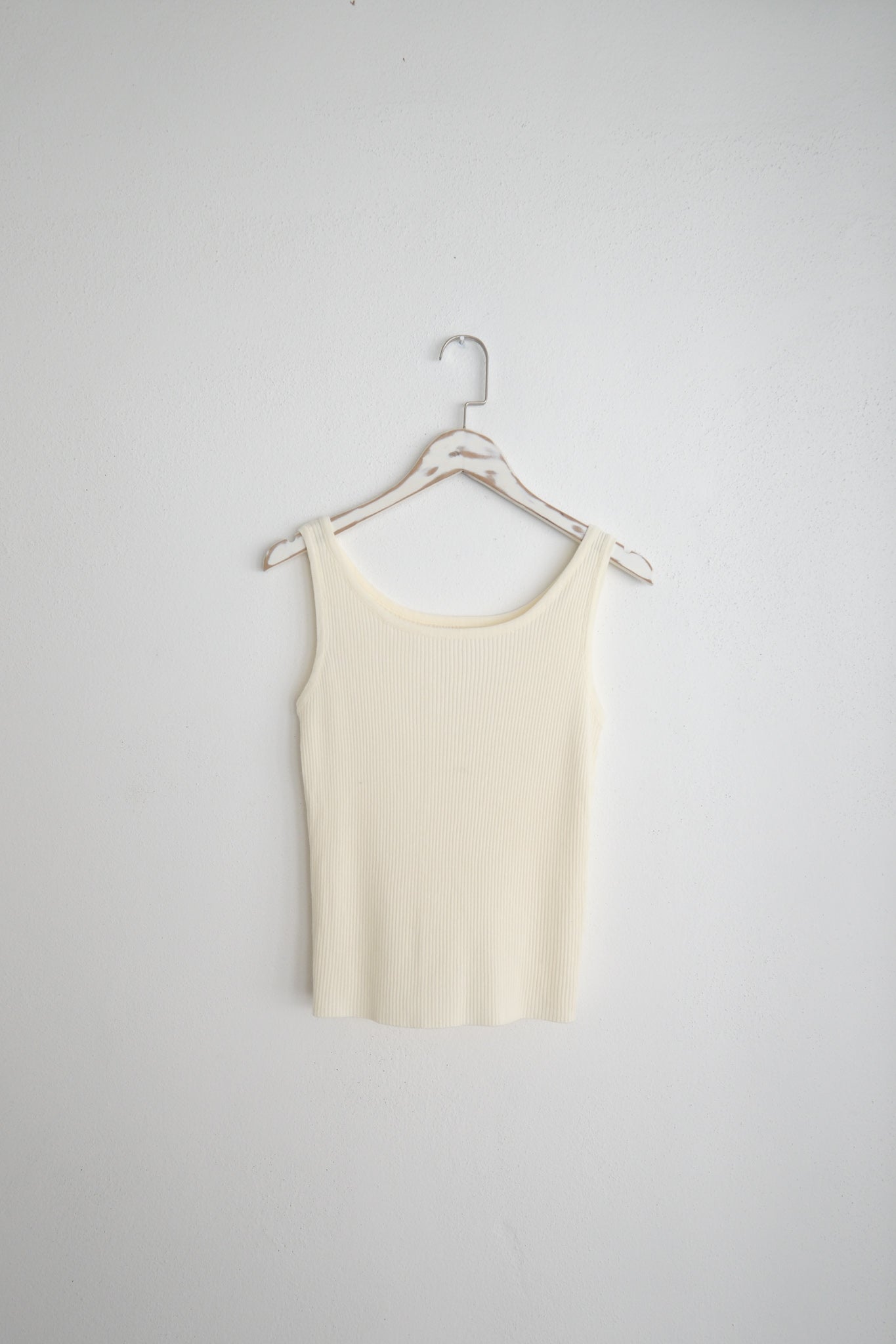 Ribbed Scoop Neck Knit Top