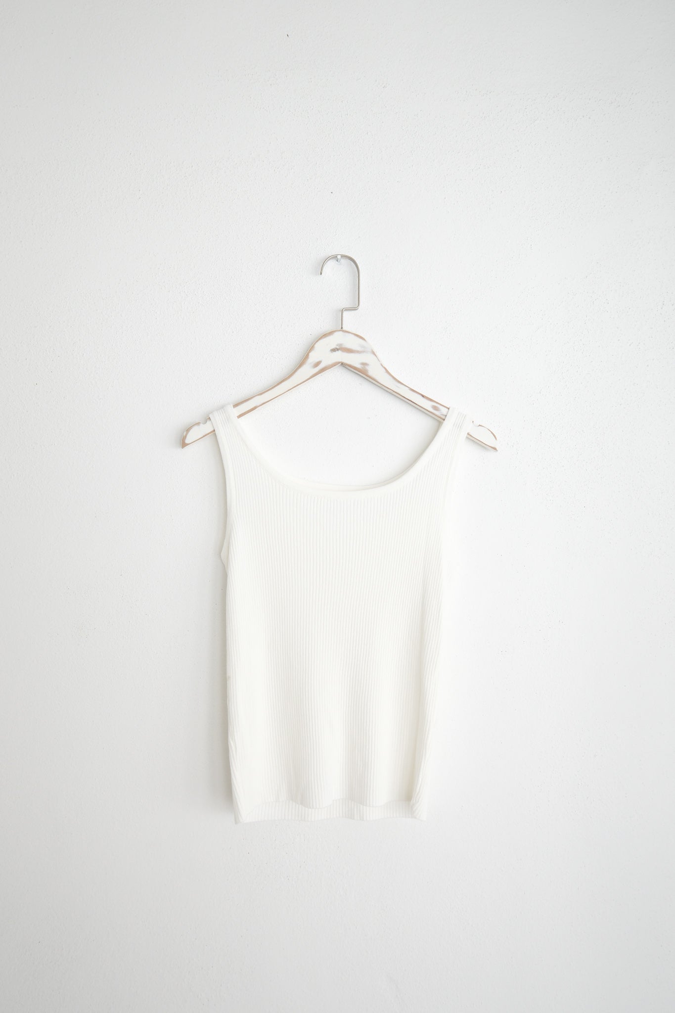Ribbed Scoop Neck Knit Top