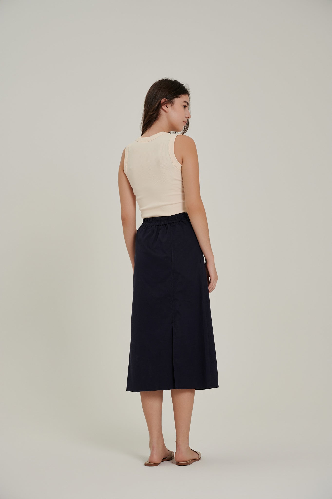 Basic U Neck Tank Top