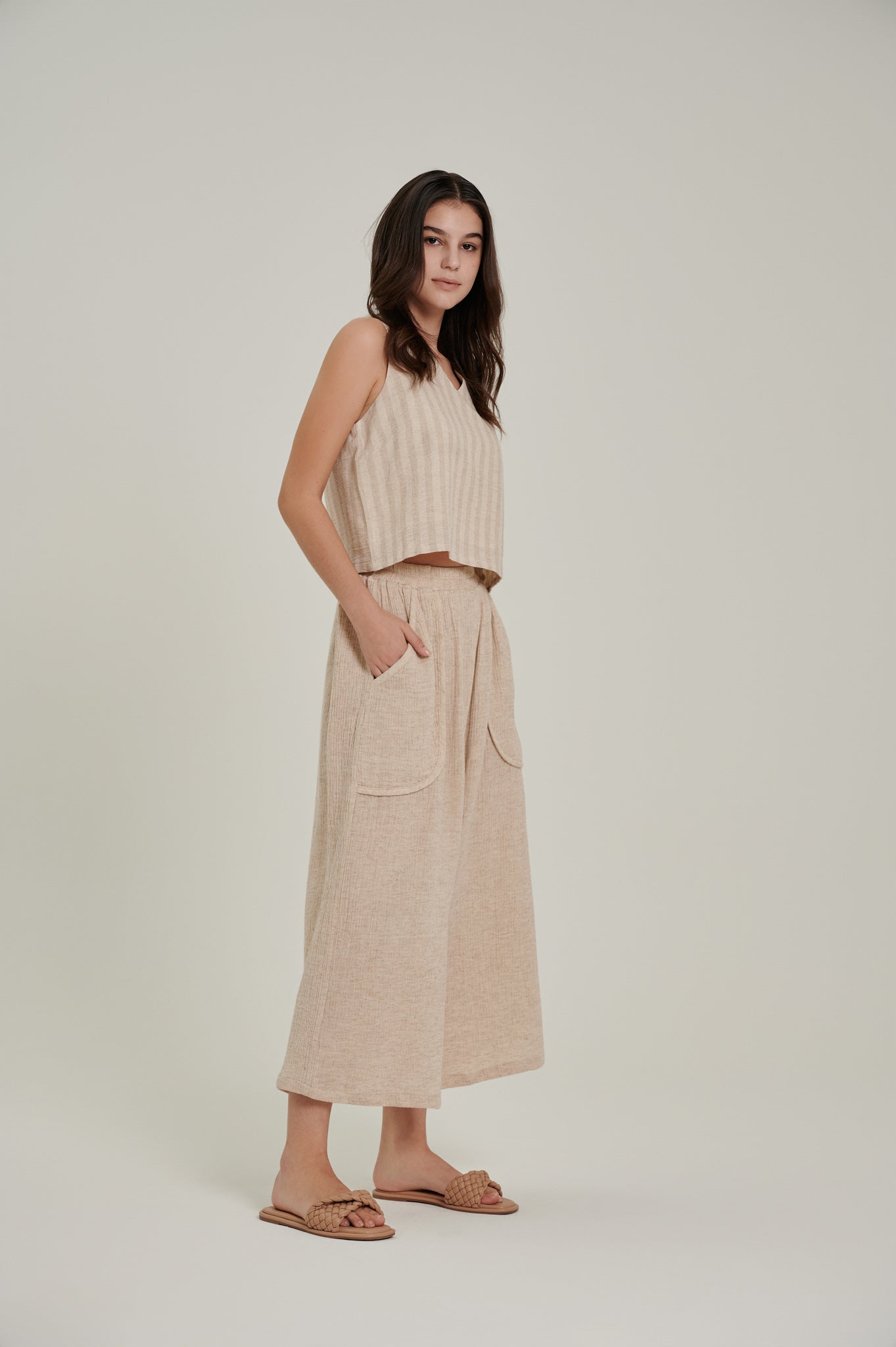 V Neck Linen Crop Top