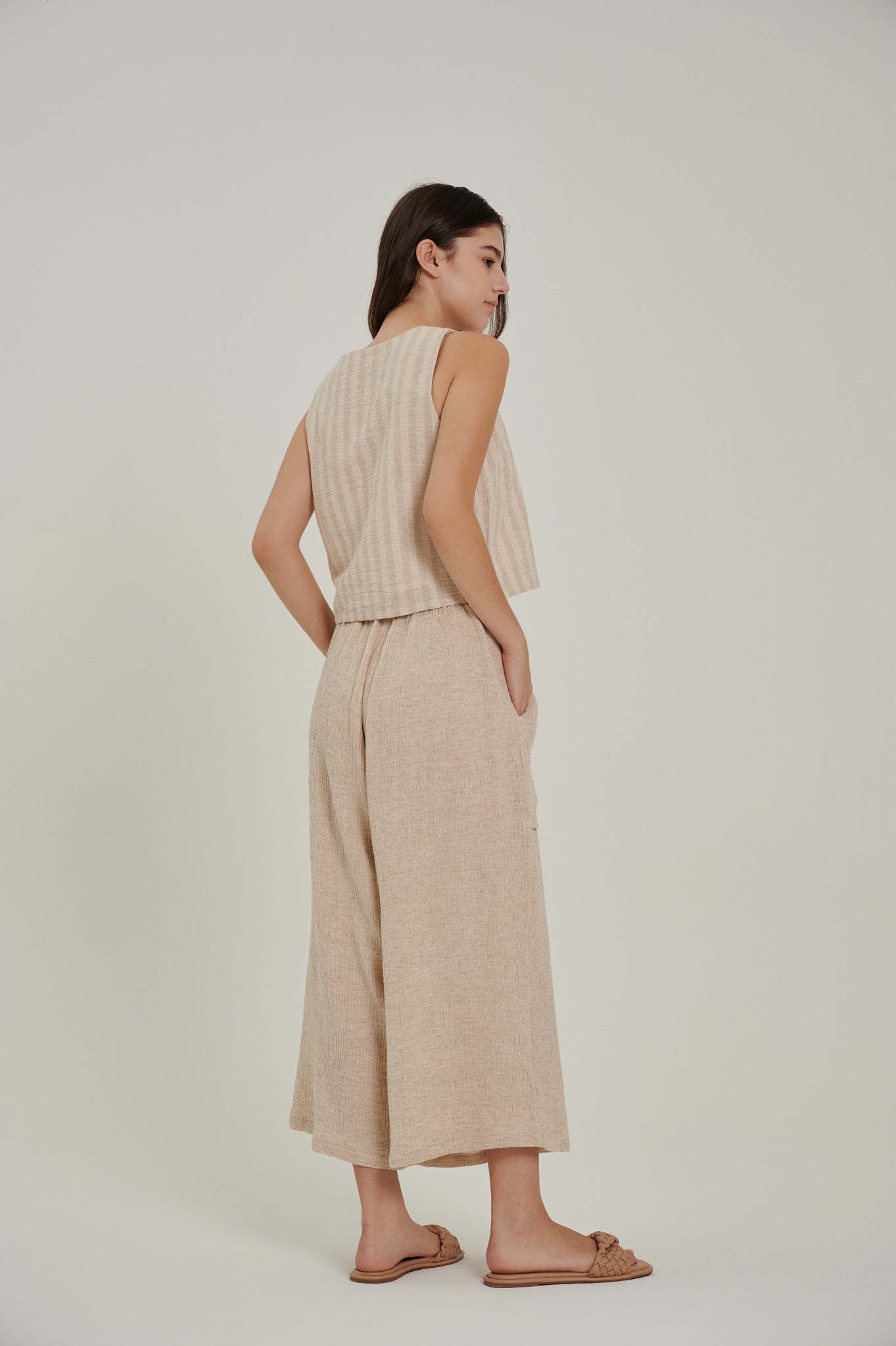 V Neck Linen Crop Top