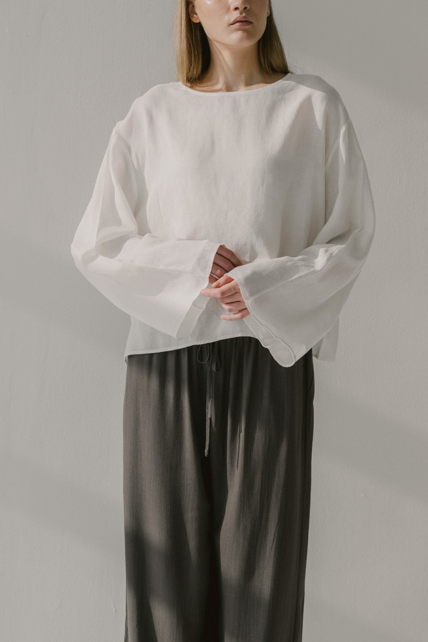 Flare Sleeve Linen Top