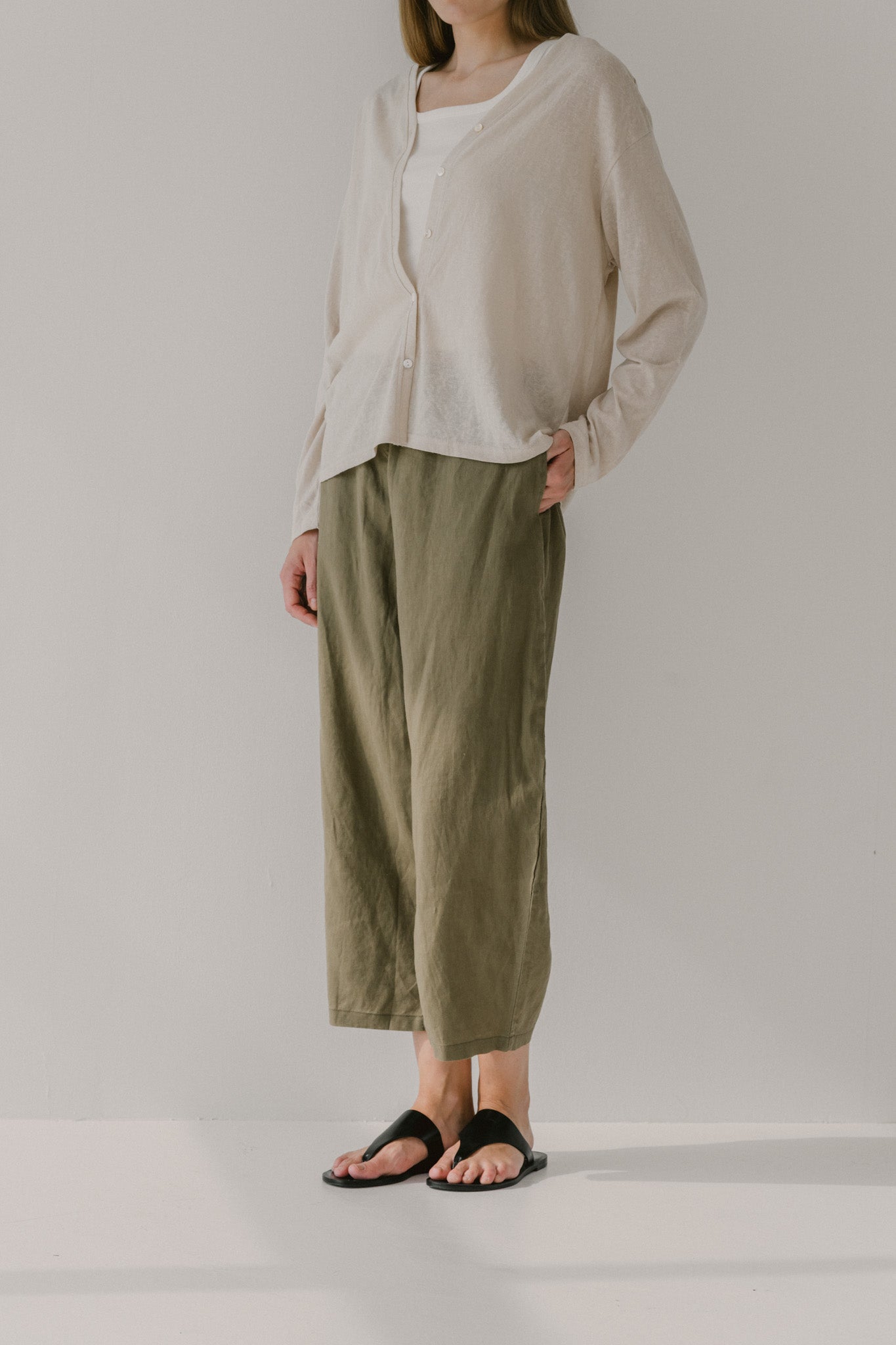 Barrel-leg Linen Trousers