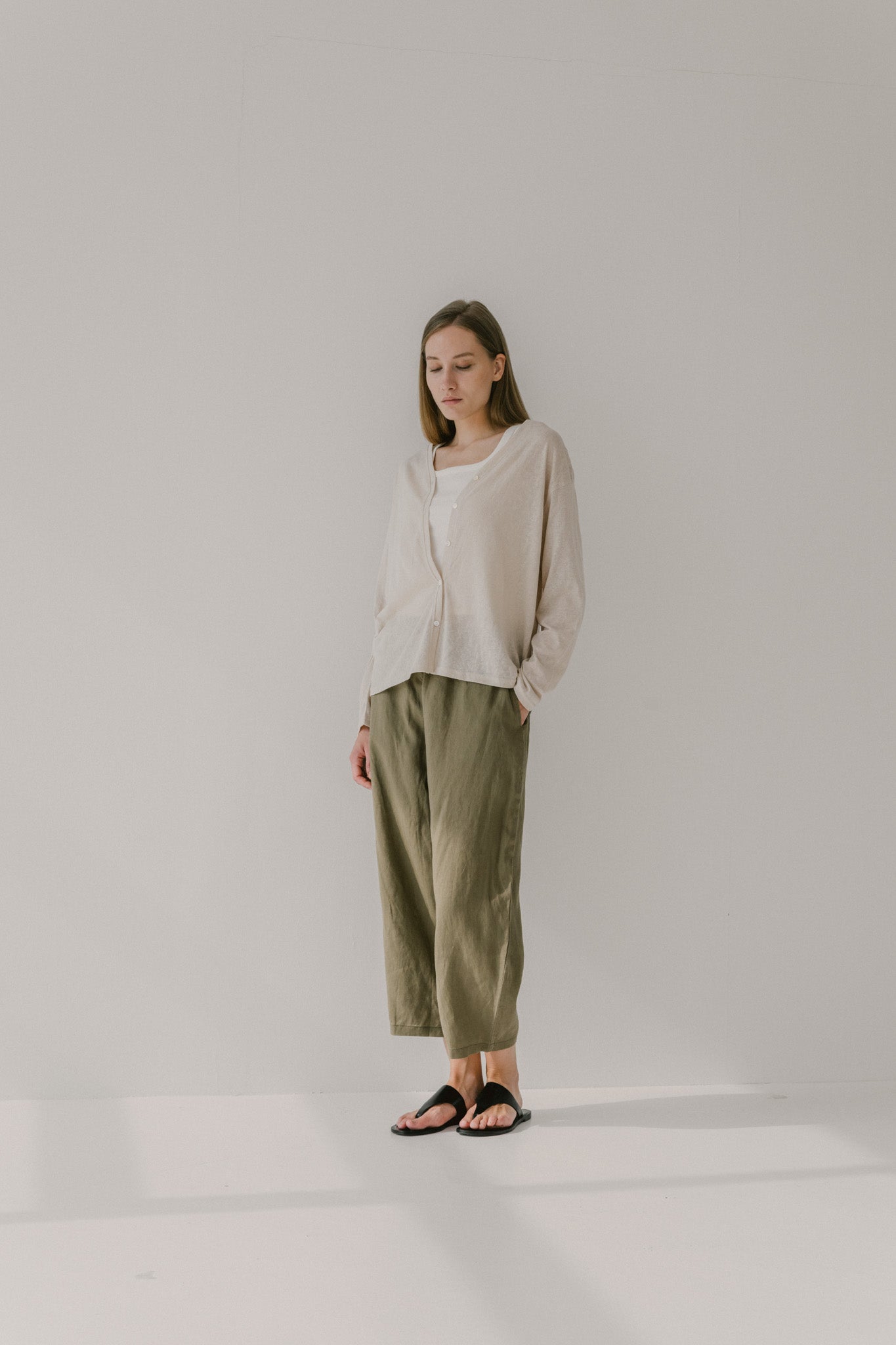 Barrel-leg Linen Trousers