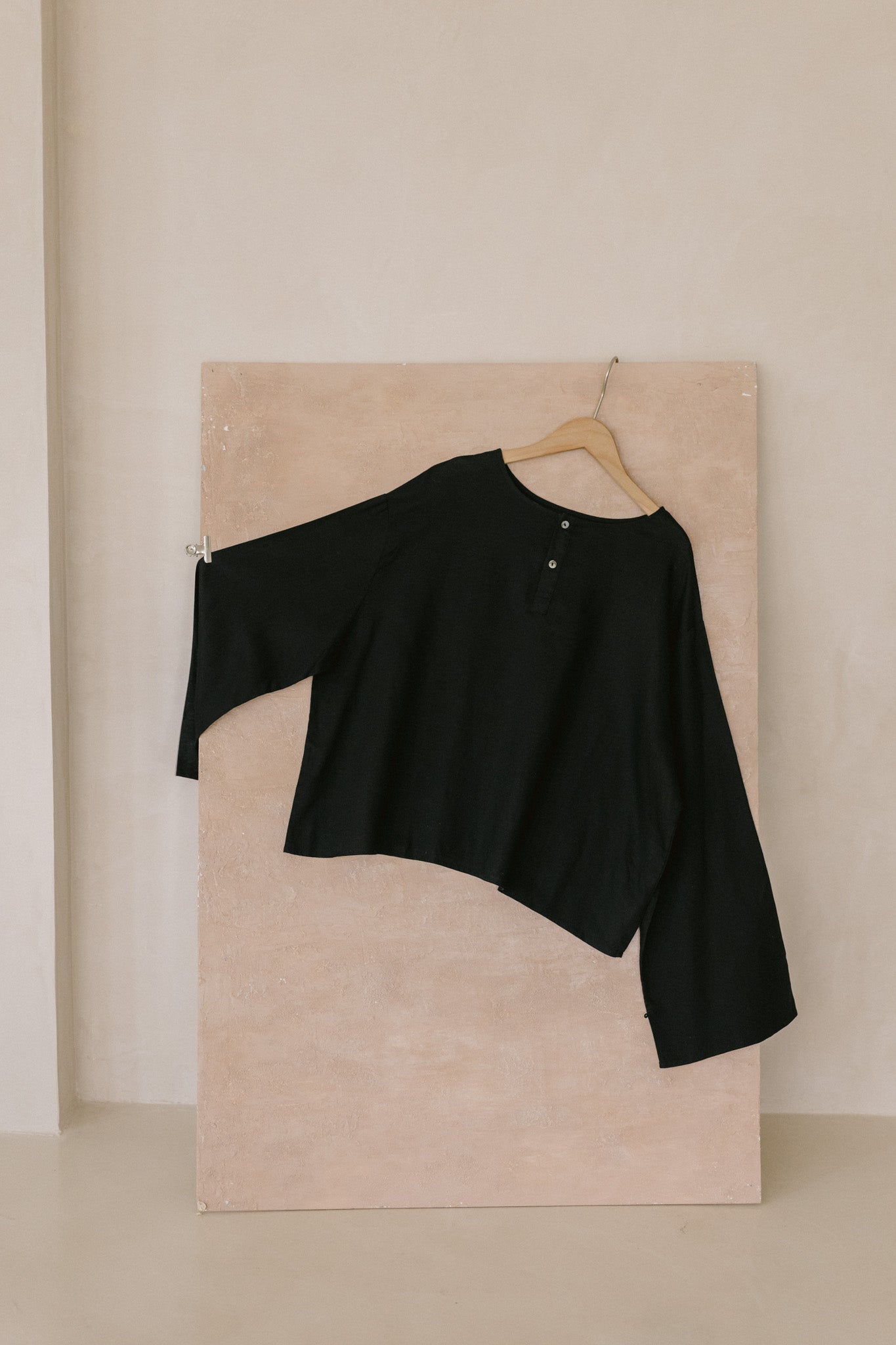 Flare Sleeve Linen Top
