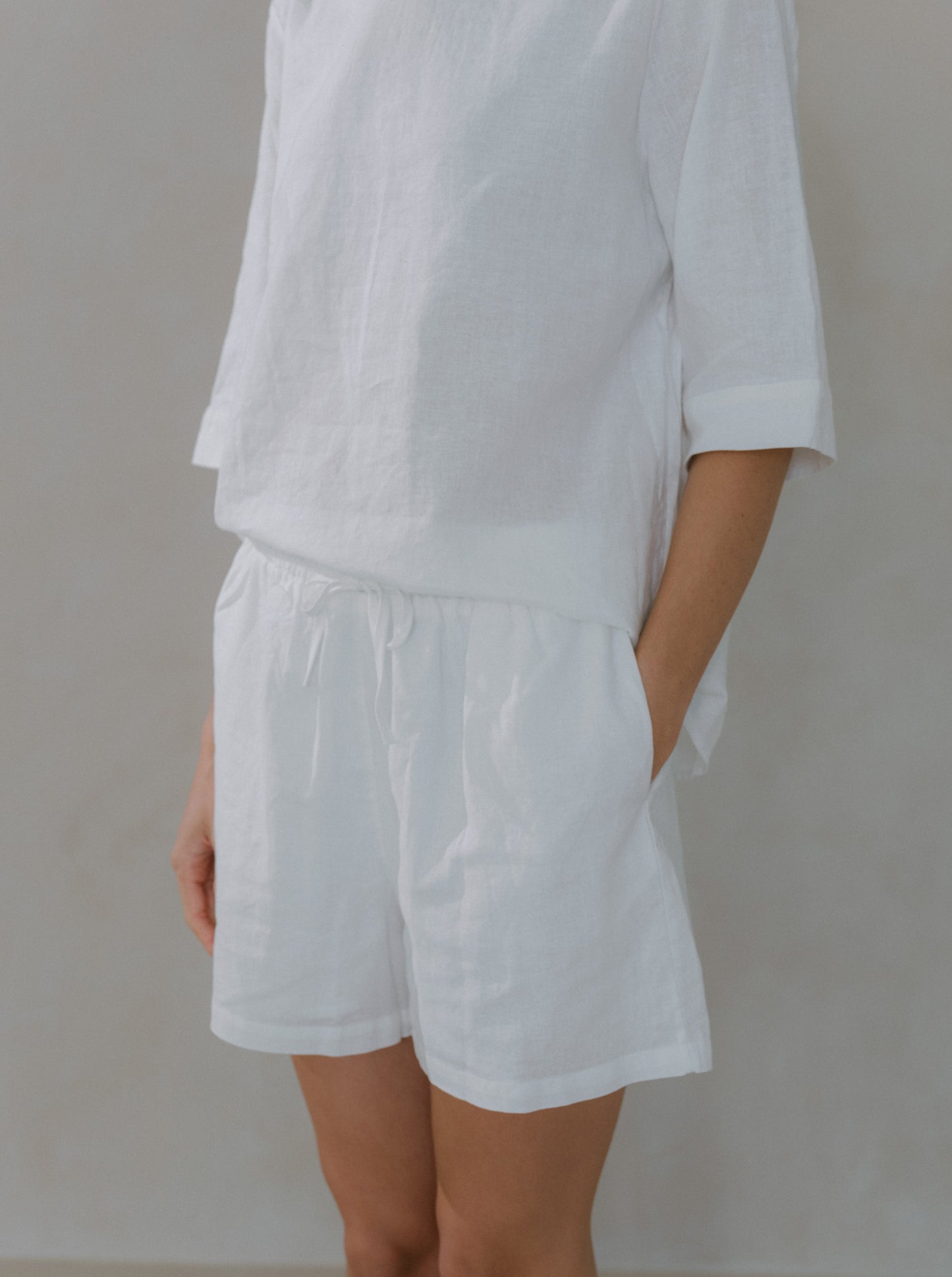 Basic Linen Shorts