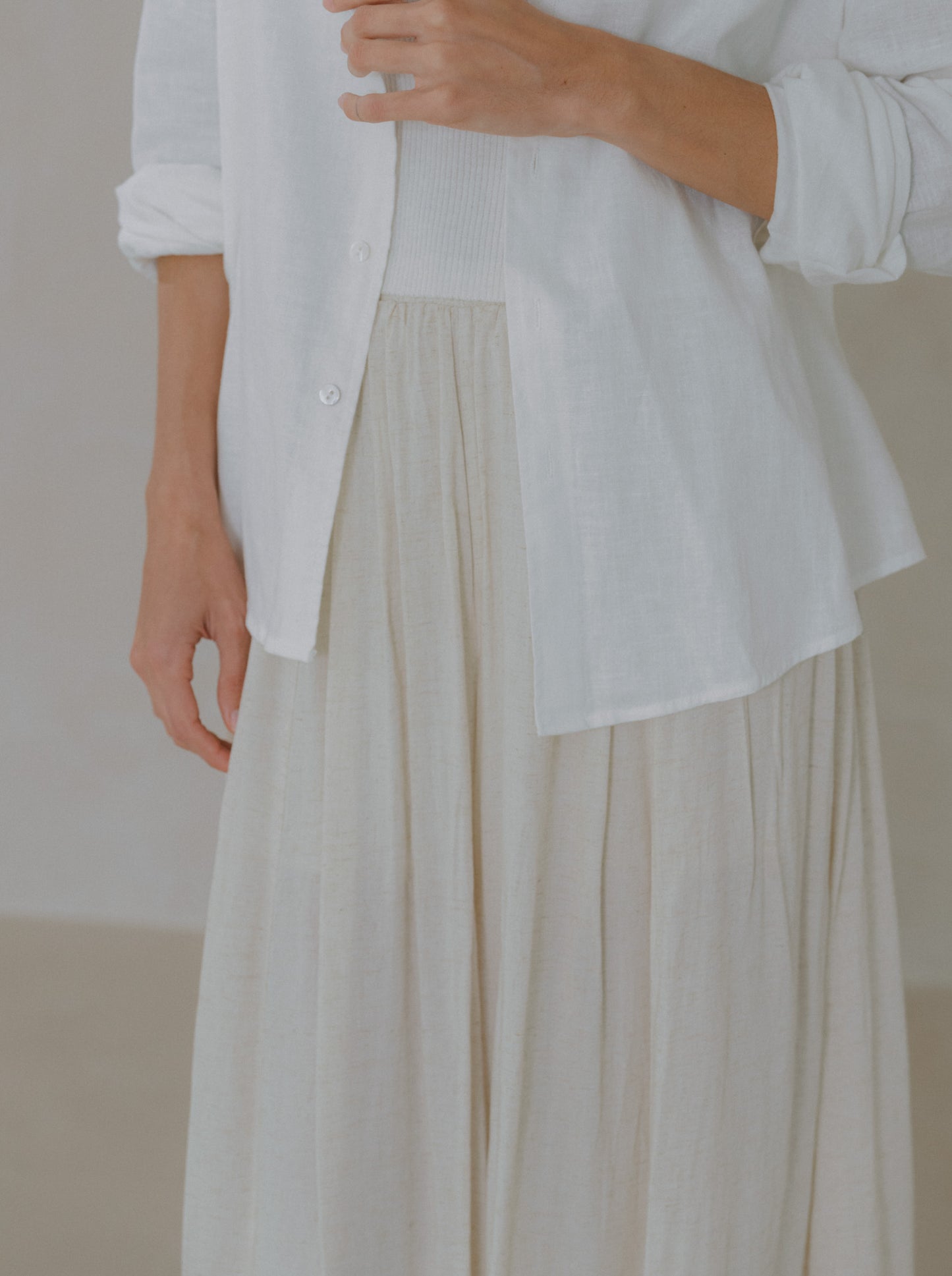 Pleated Linen Flare Palazzo