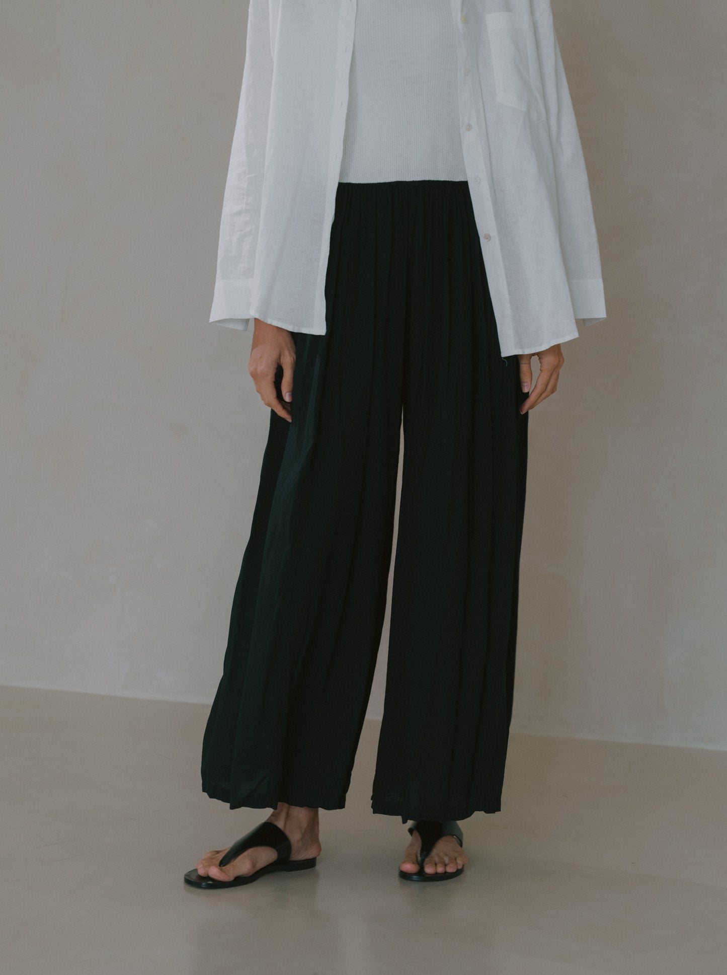 Pleated Linen Flare Palazzo