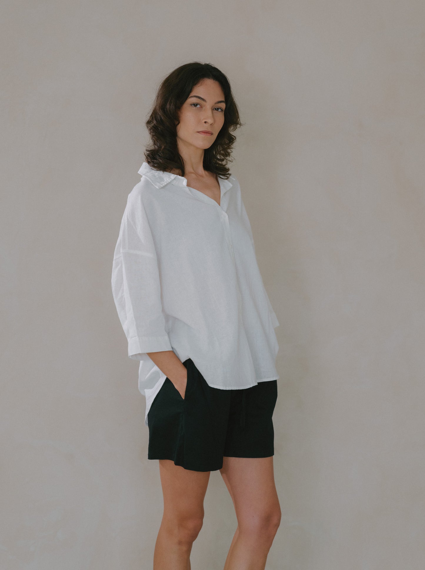 Basic Linen Shorts