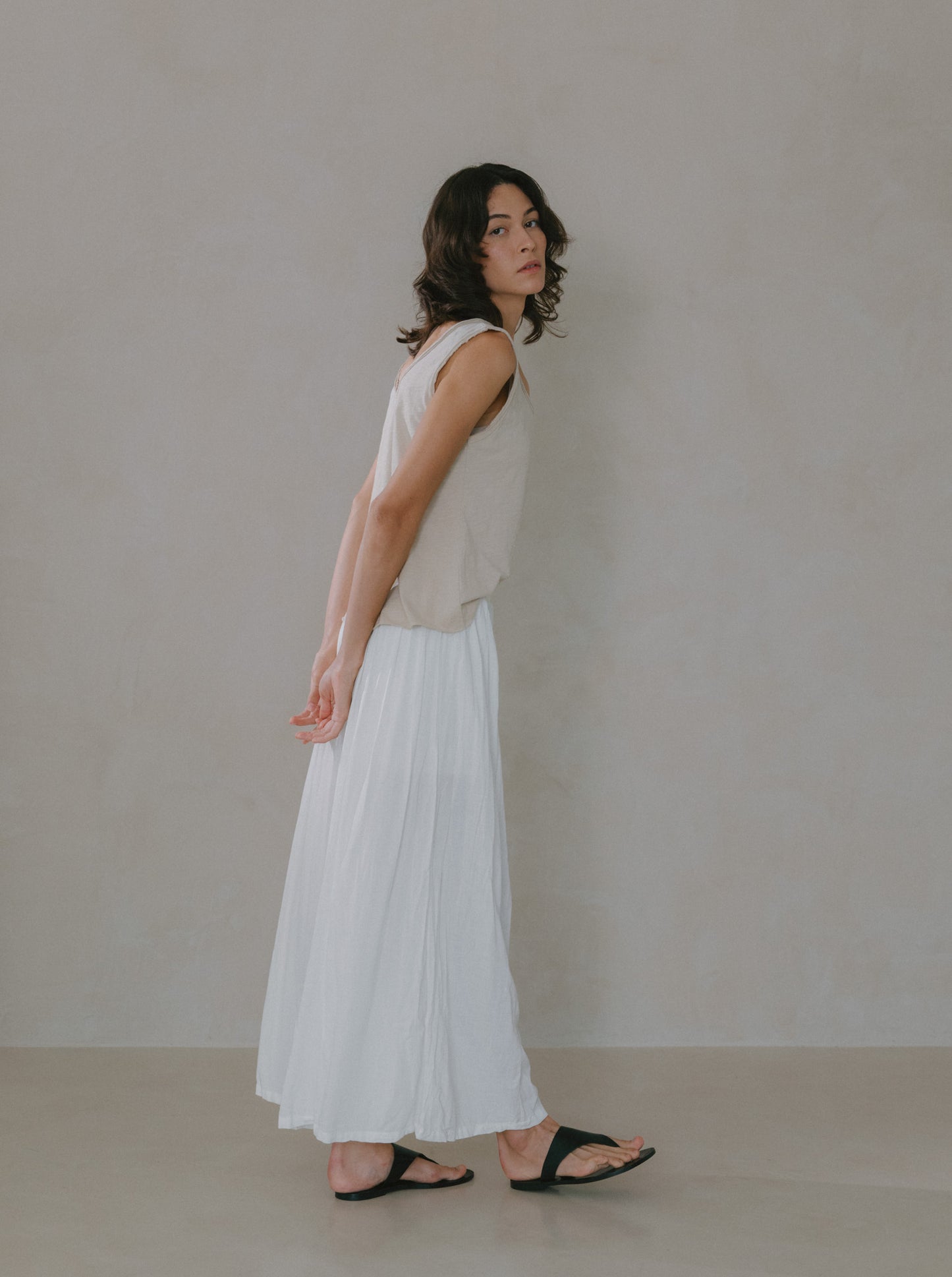 Pleated Linen Flare Palazzo