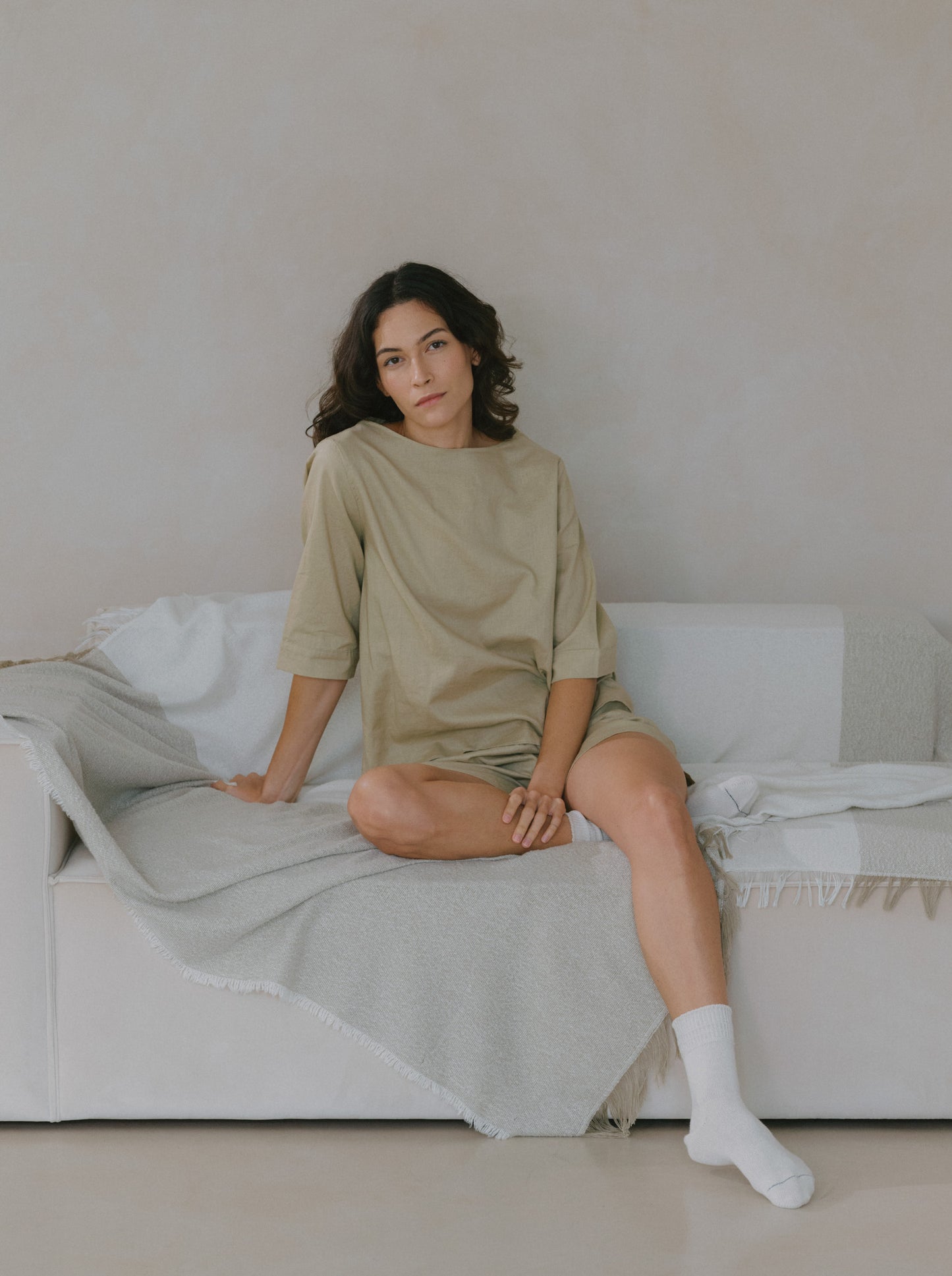 Basic Linen Shorts