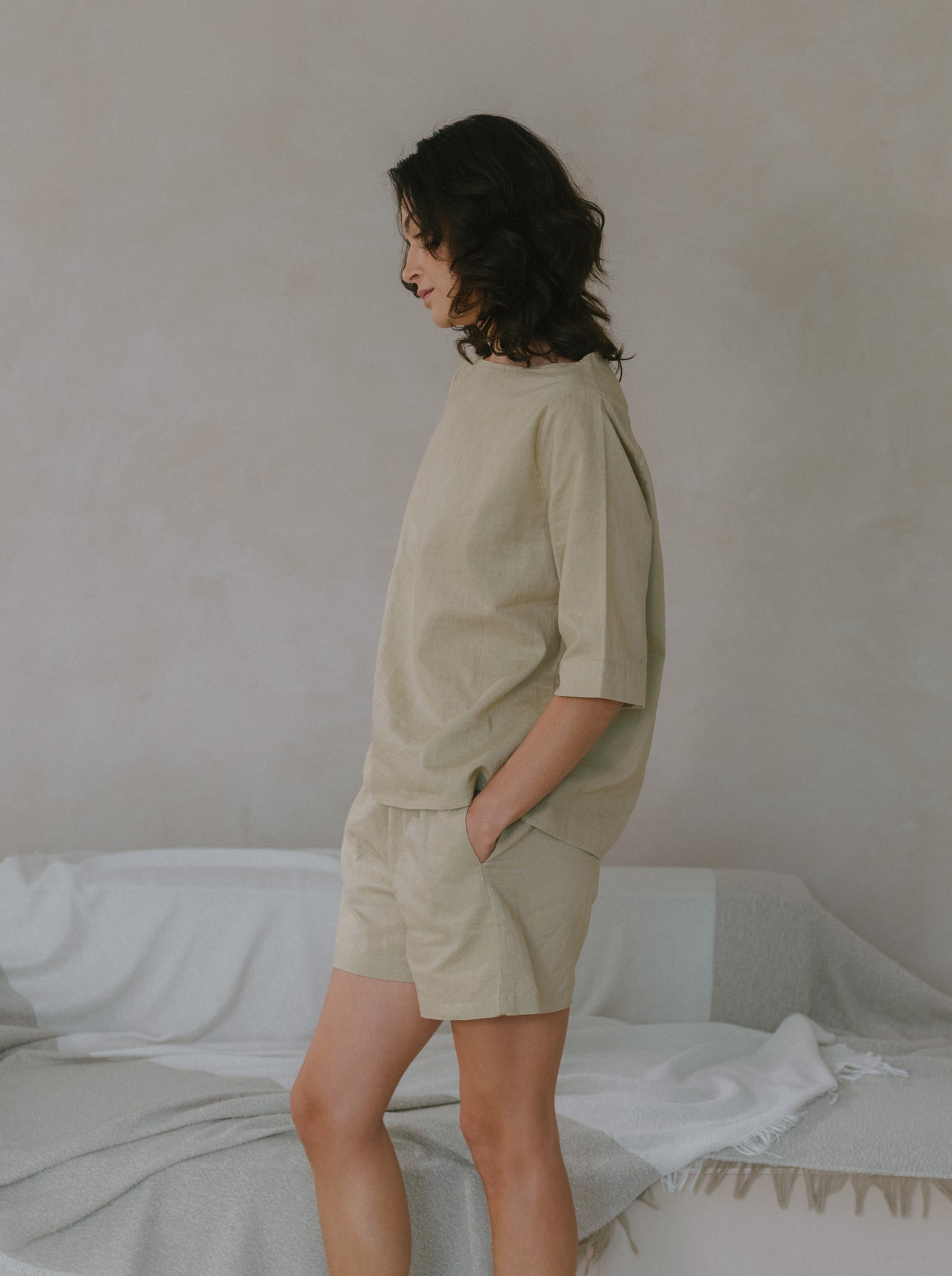 Basic Linen Shorts