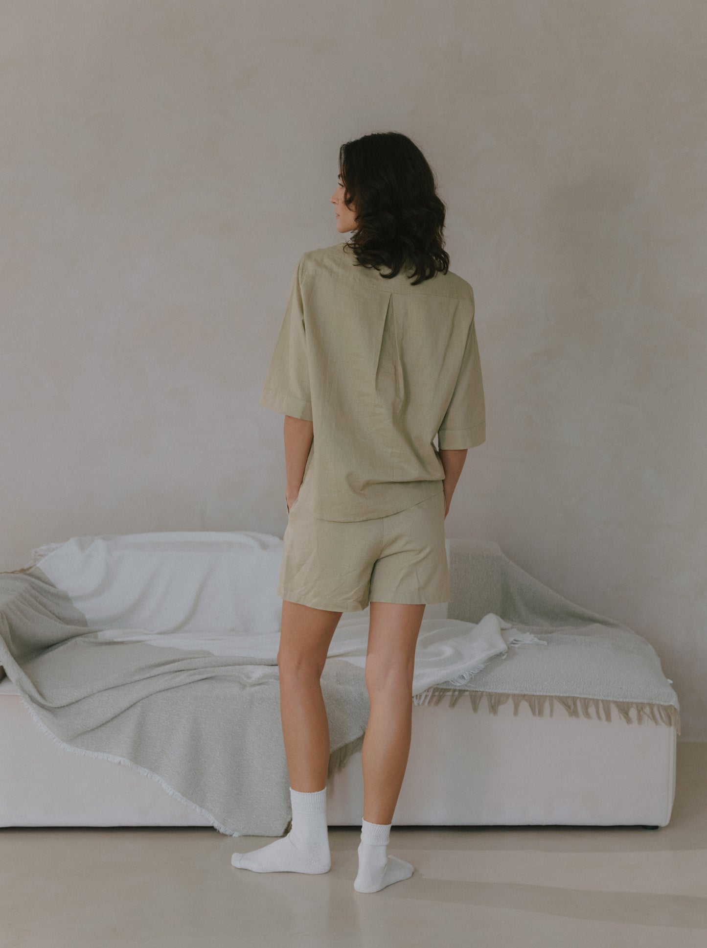 Basic Linen Shorts