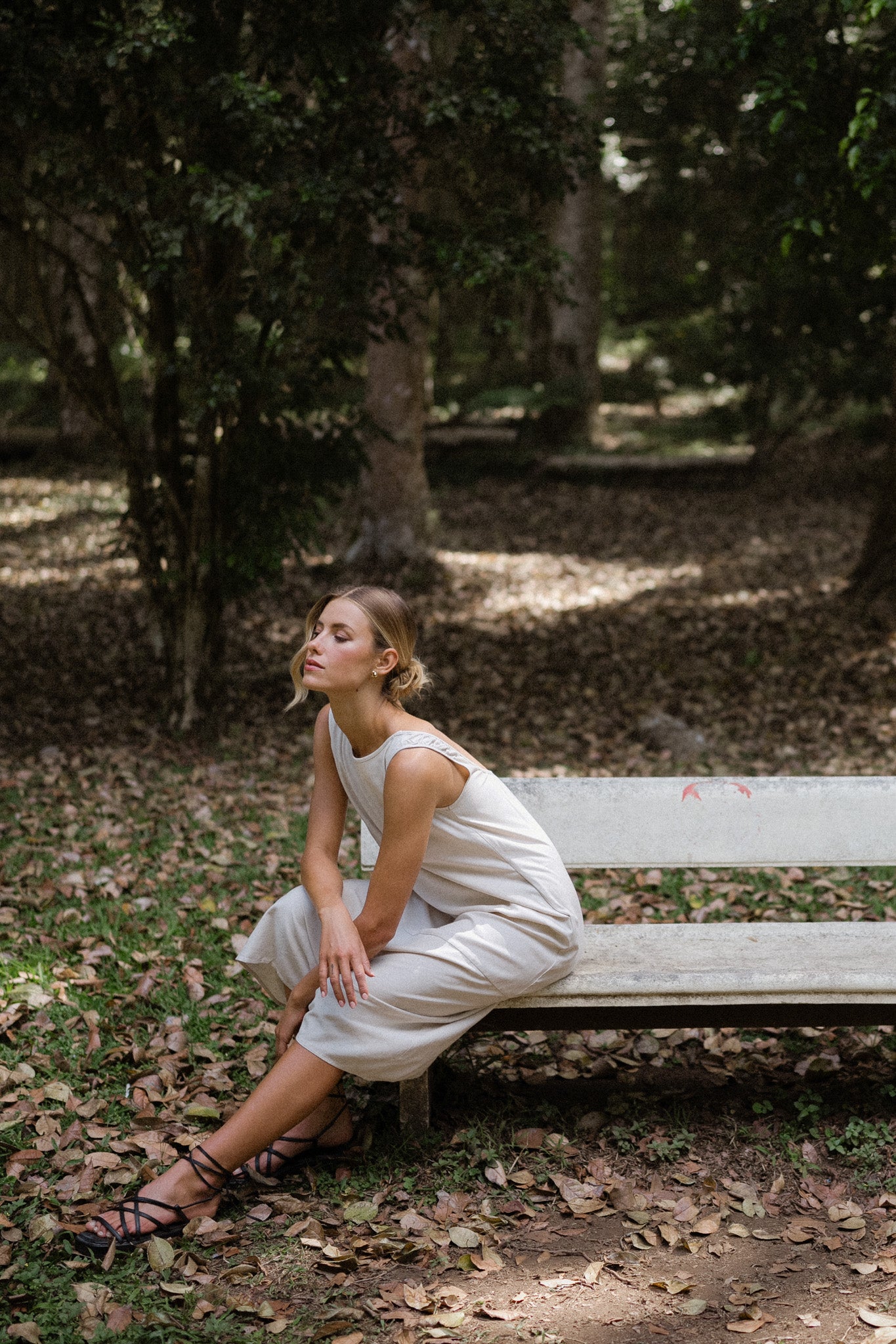 Alba Sleeveless Linen Dress