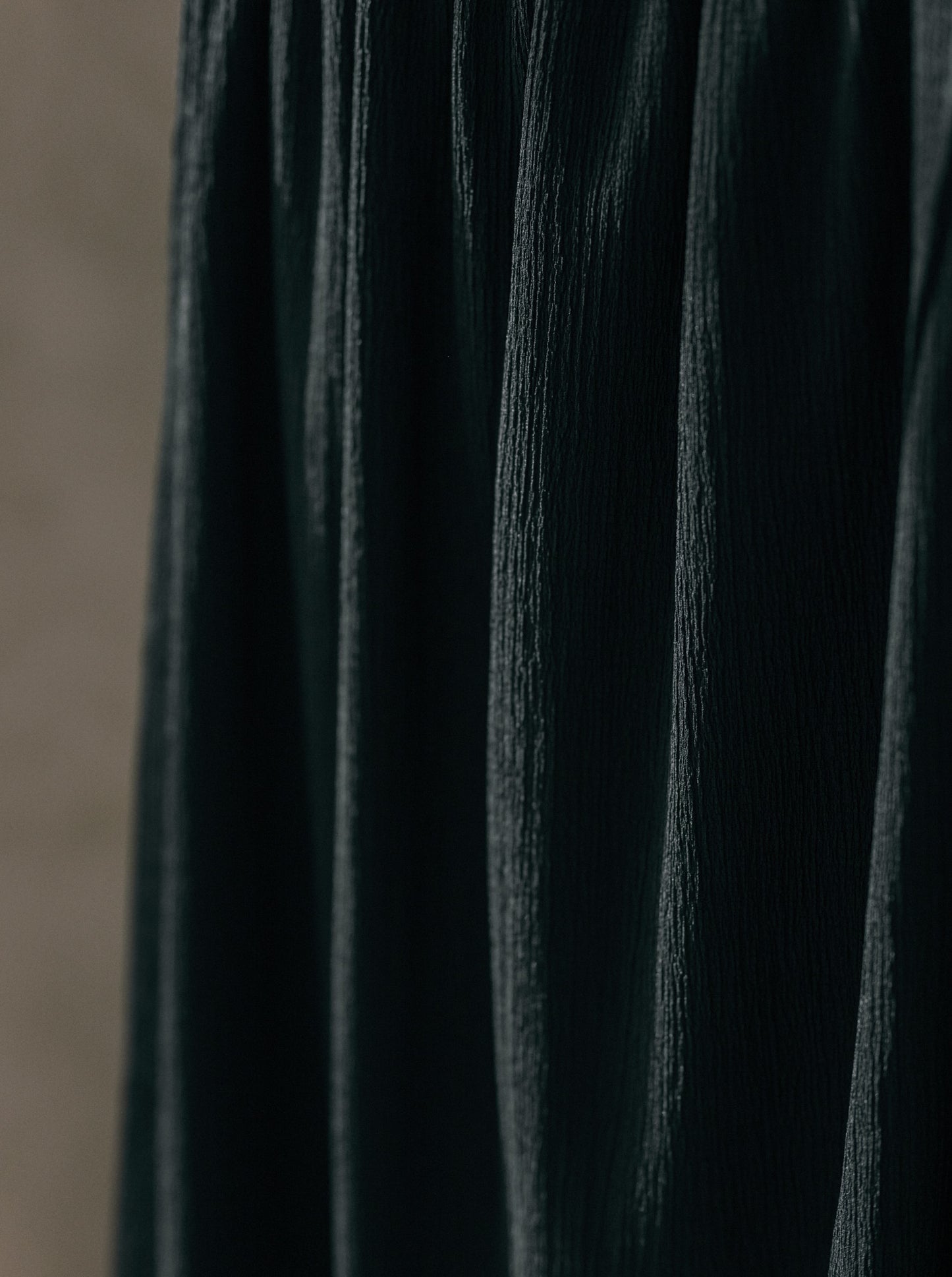Pleat Elasticated Midi Skirt