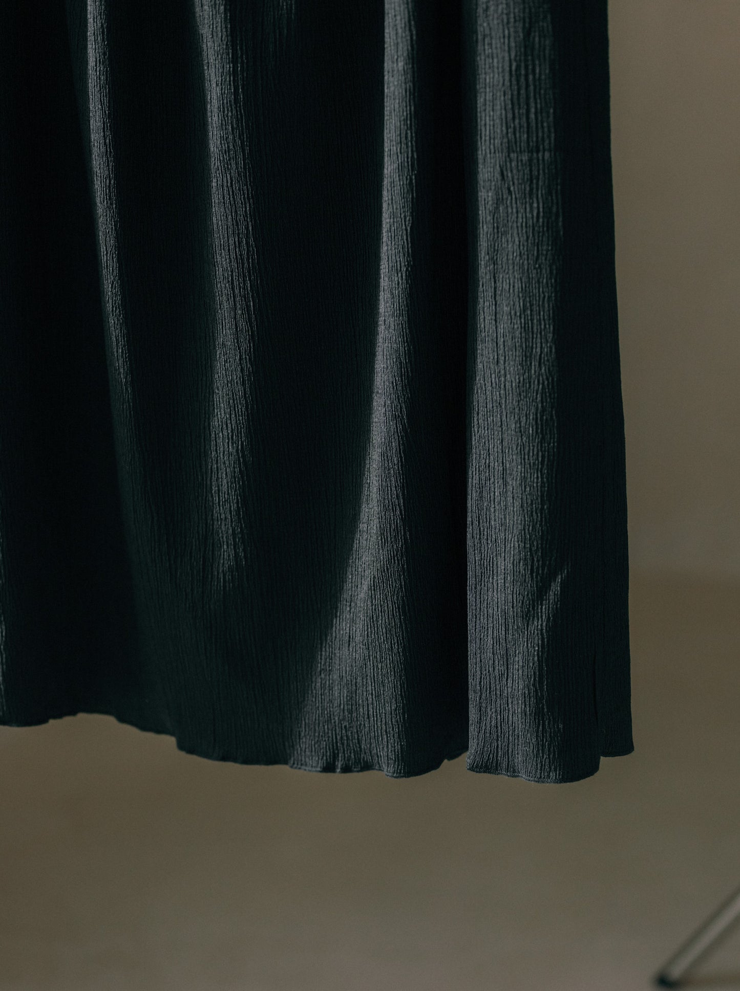 Pleat Elasticated Midi Skirt