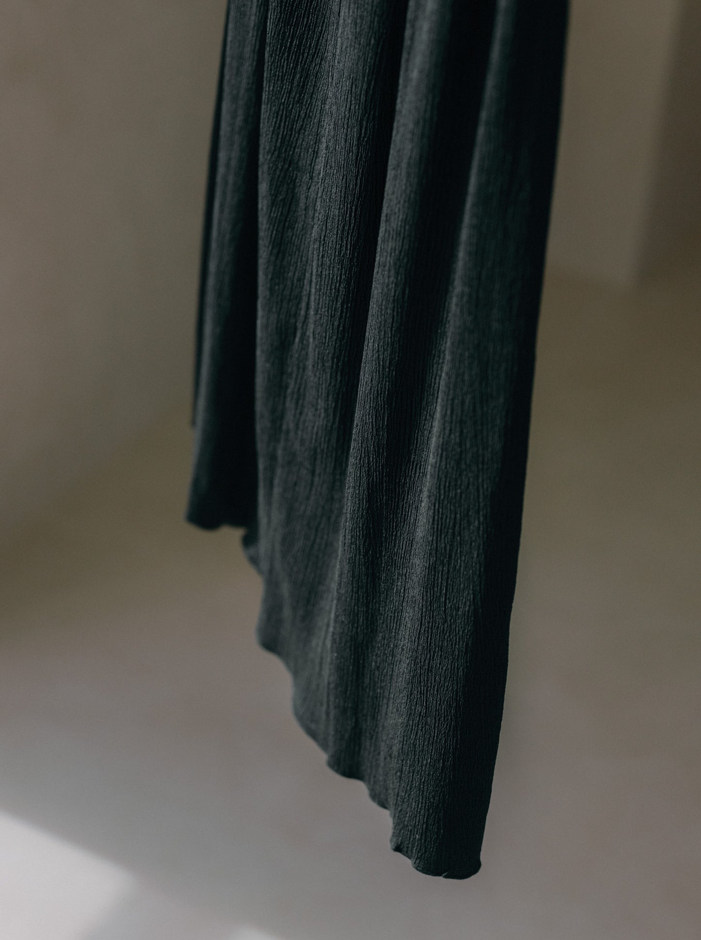 Pleat Elasticated Midi Skirt