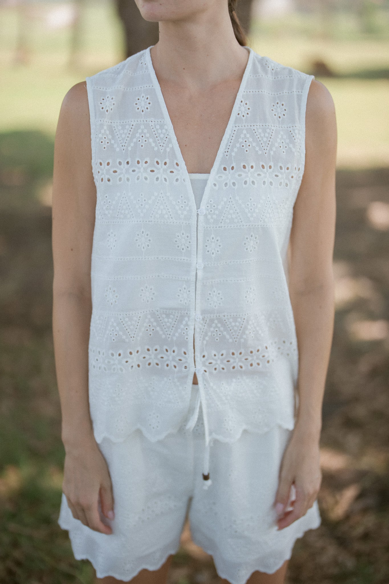 Embroidery Cotton Vest