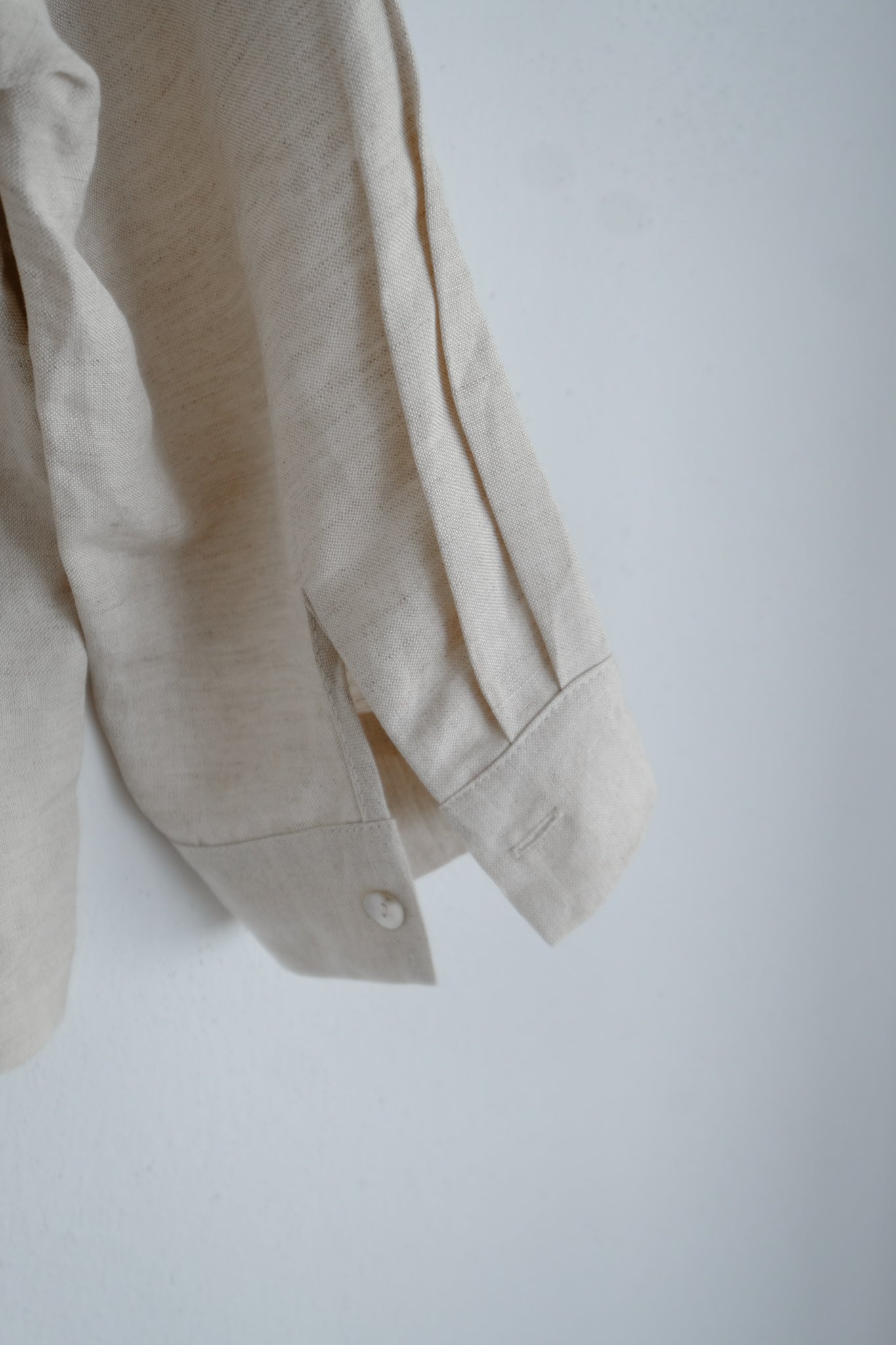 Long Sleeve Cropped Linen Shirt