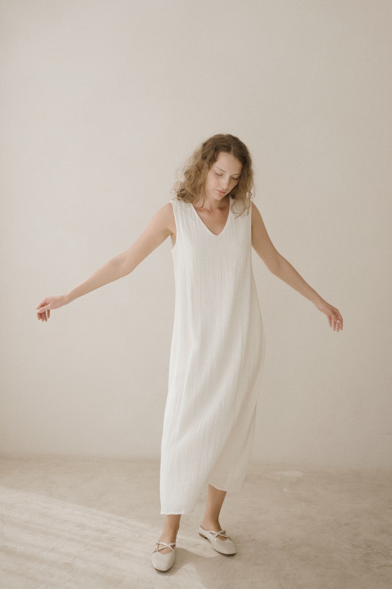 Vega Linen Dress