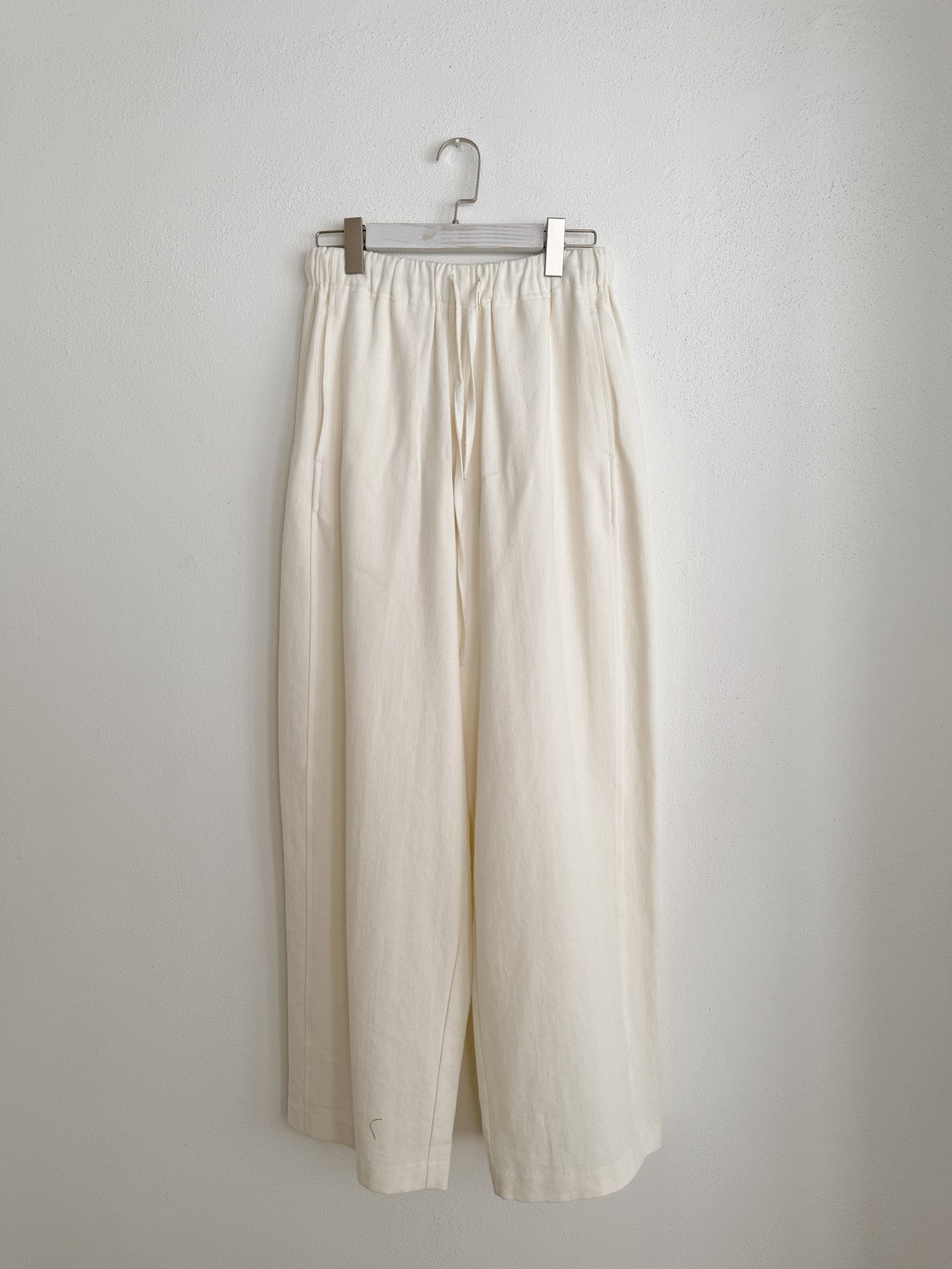 Basic Flare Trousers