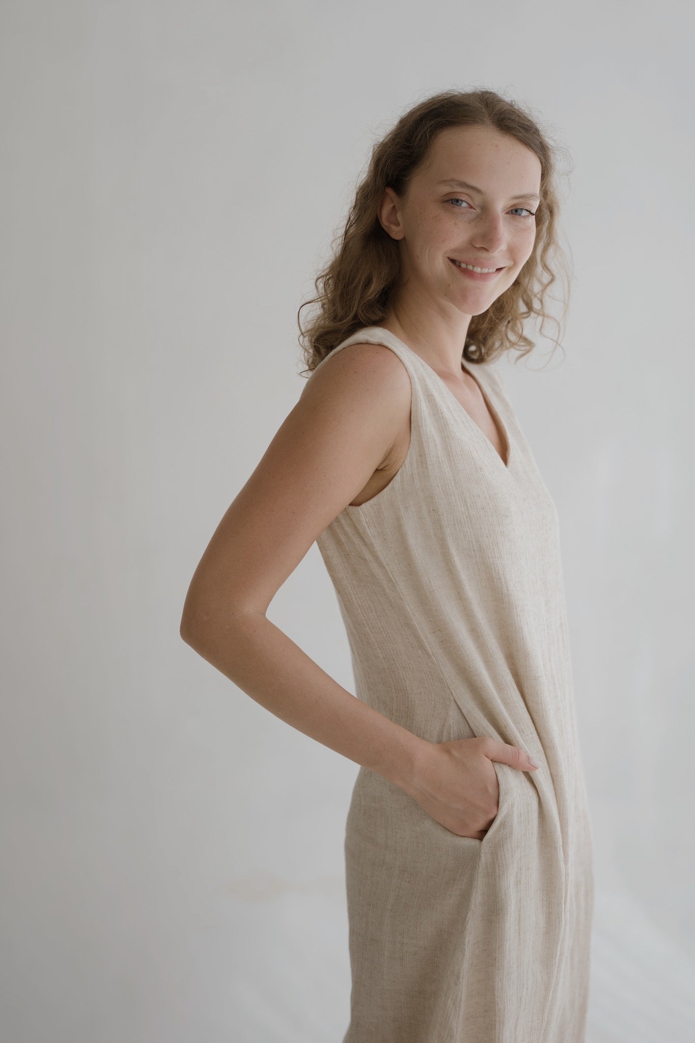 Vega Linen Dress