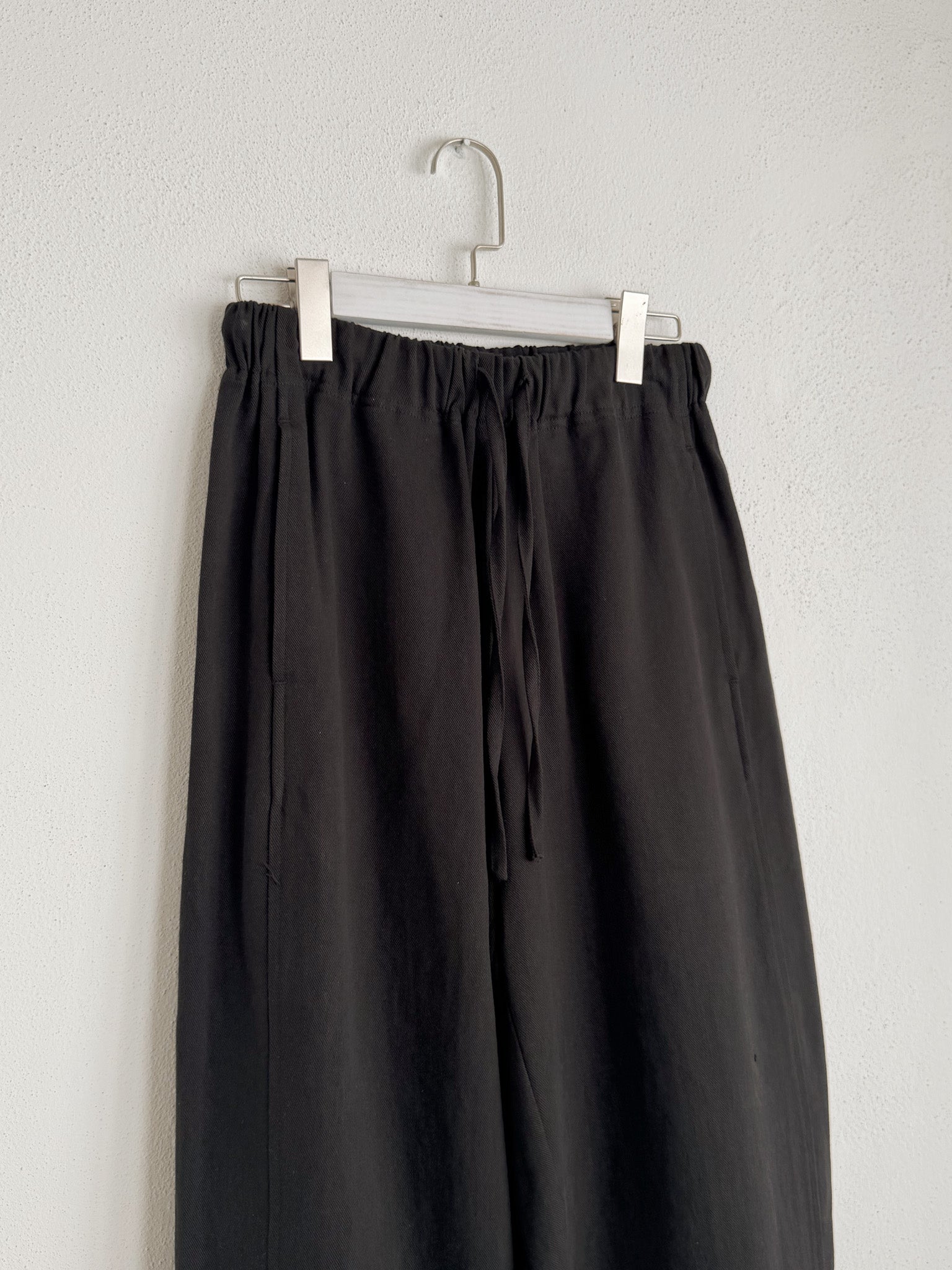 Basic Flare Trousers