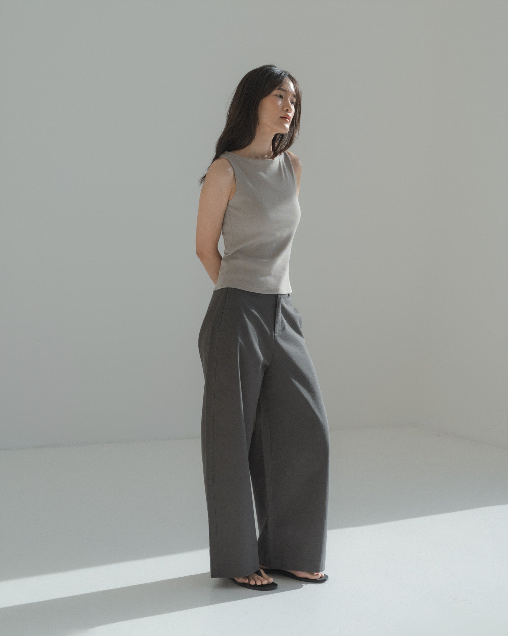 Studio Barrel Trousers
