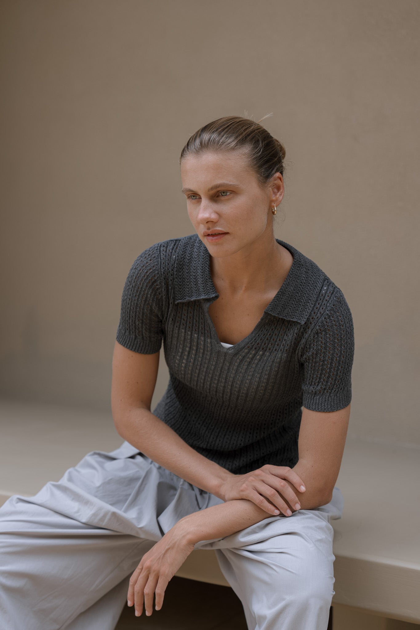 Grid Collar Knit Top