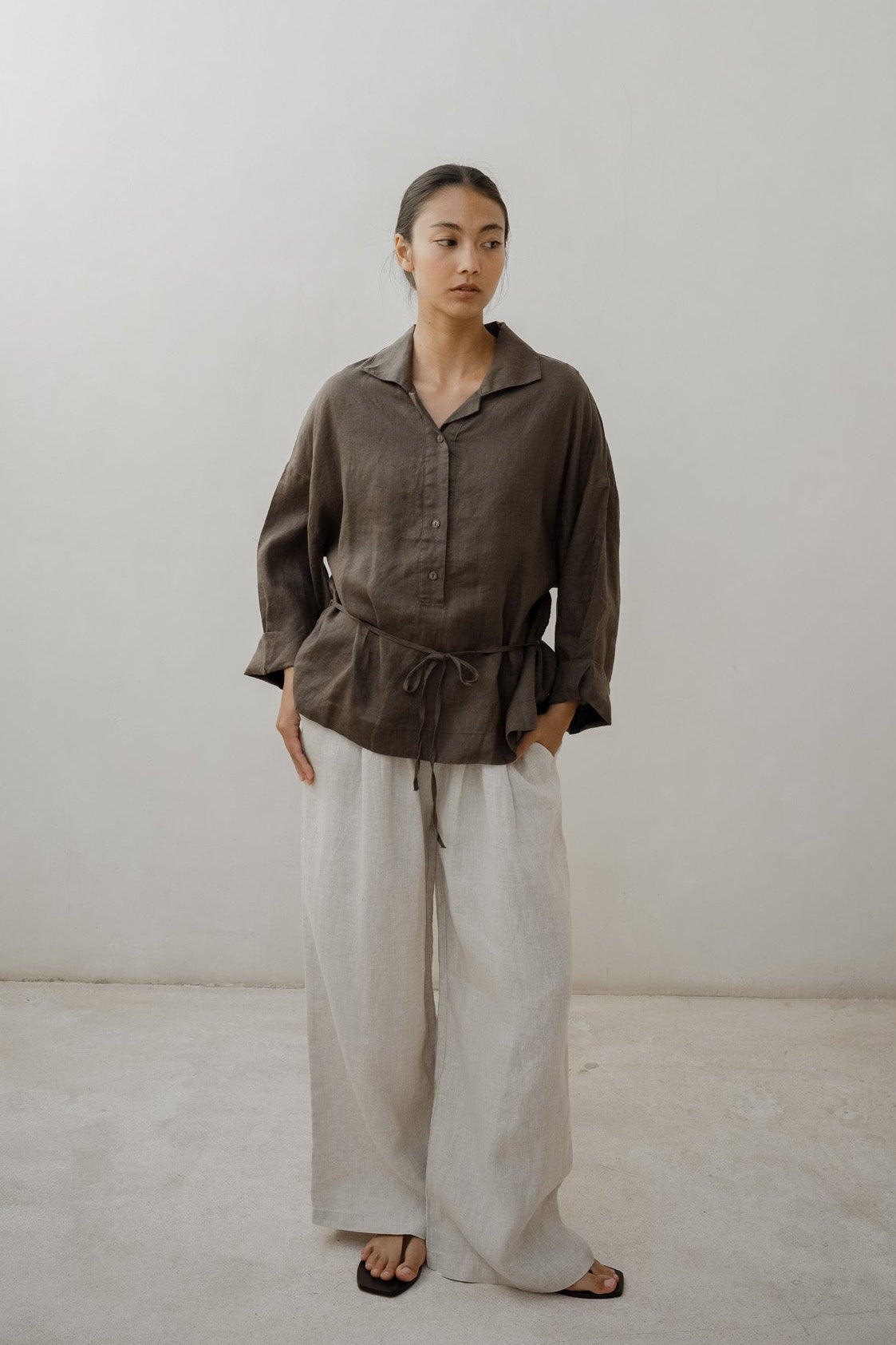 Float Linen Trousers