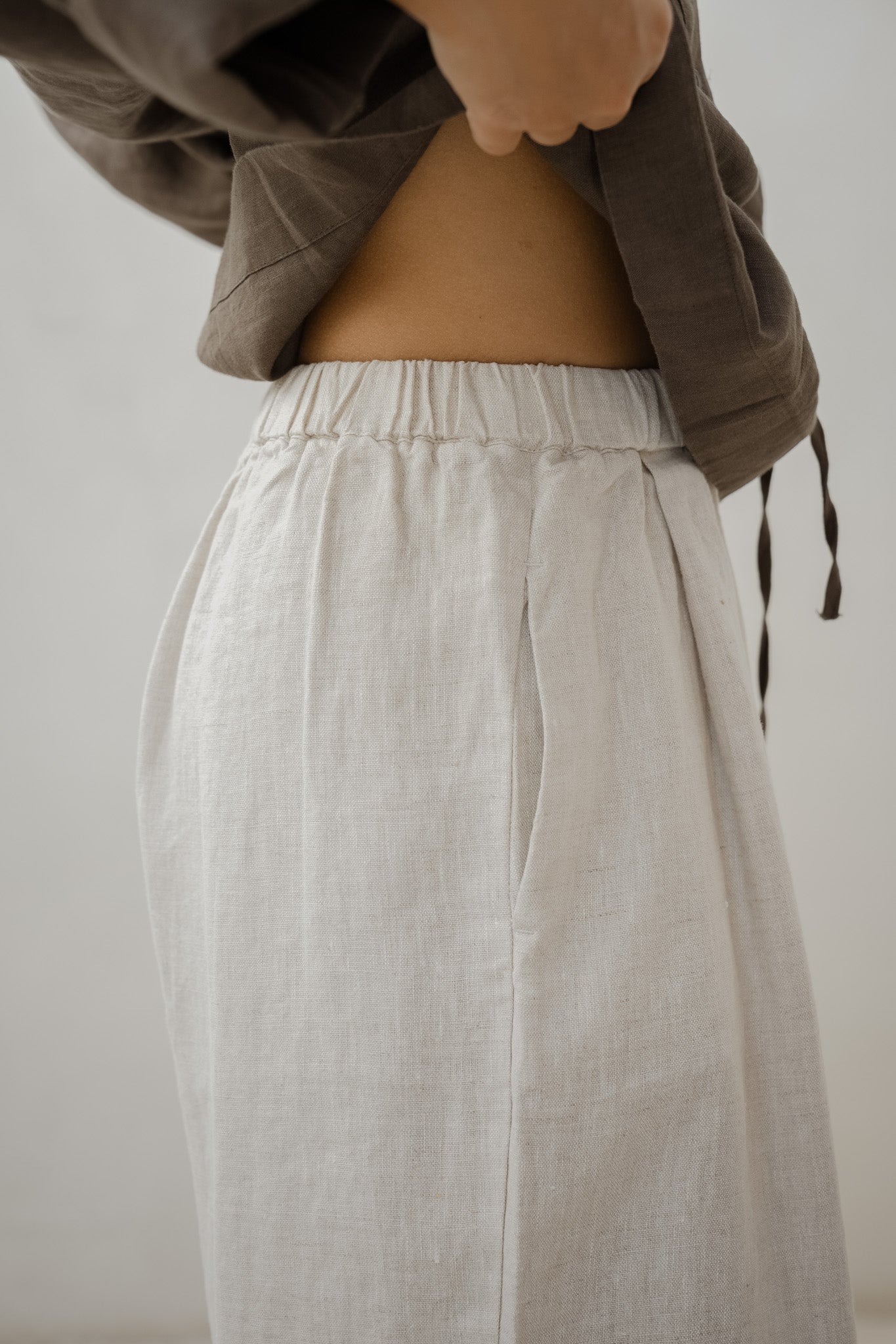 Float Linen Trousers