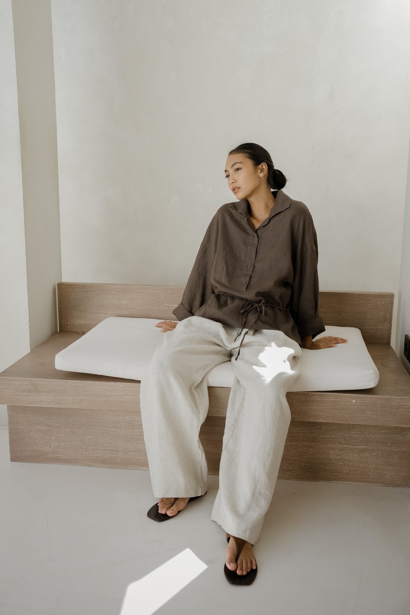 Float Linen Trousers