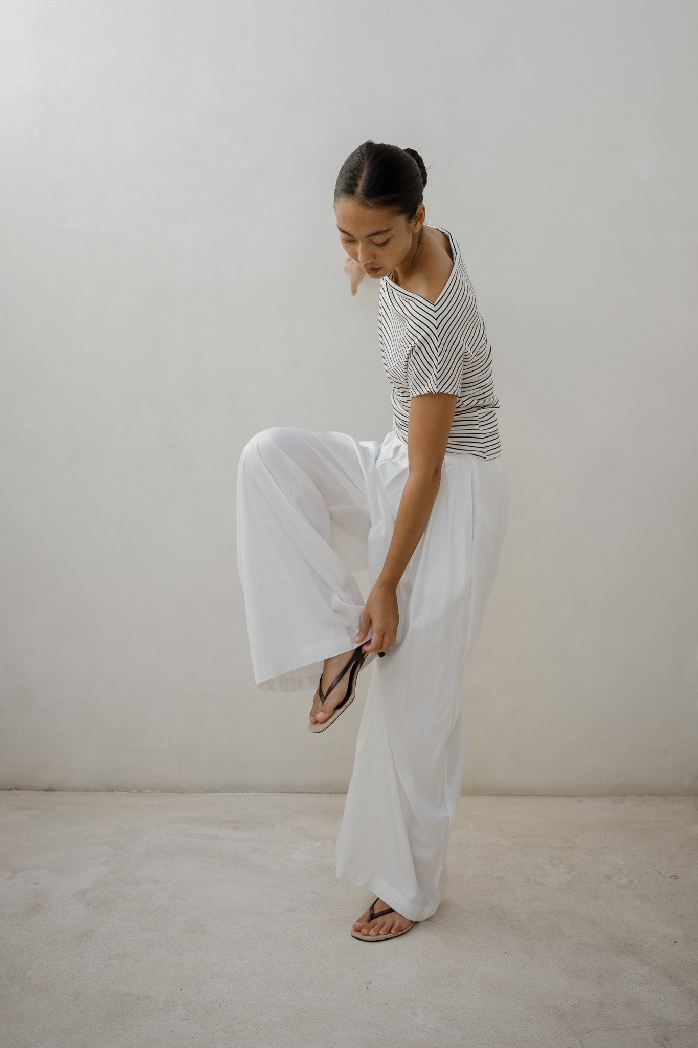 Off Shoulder Stripe Tee