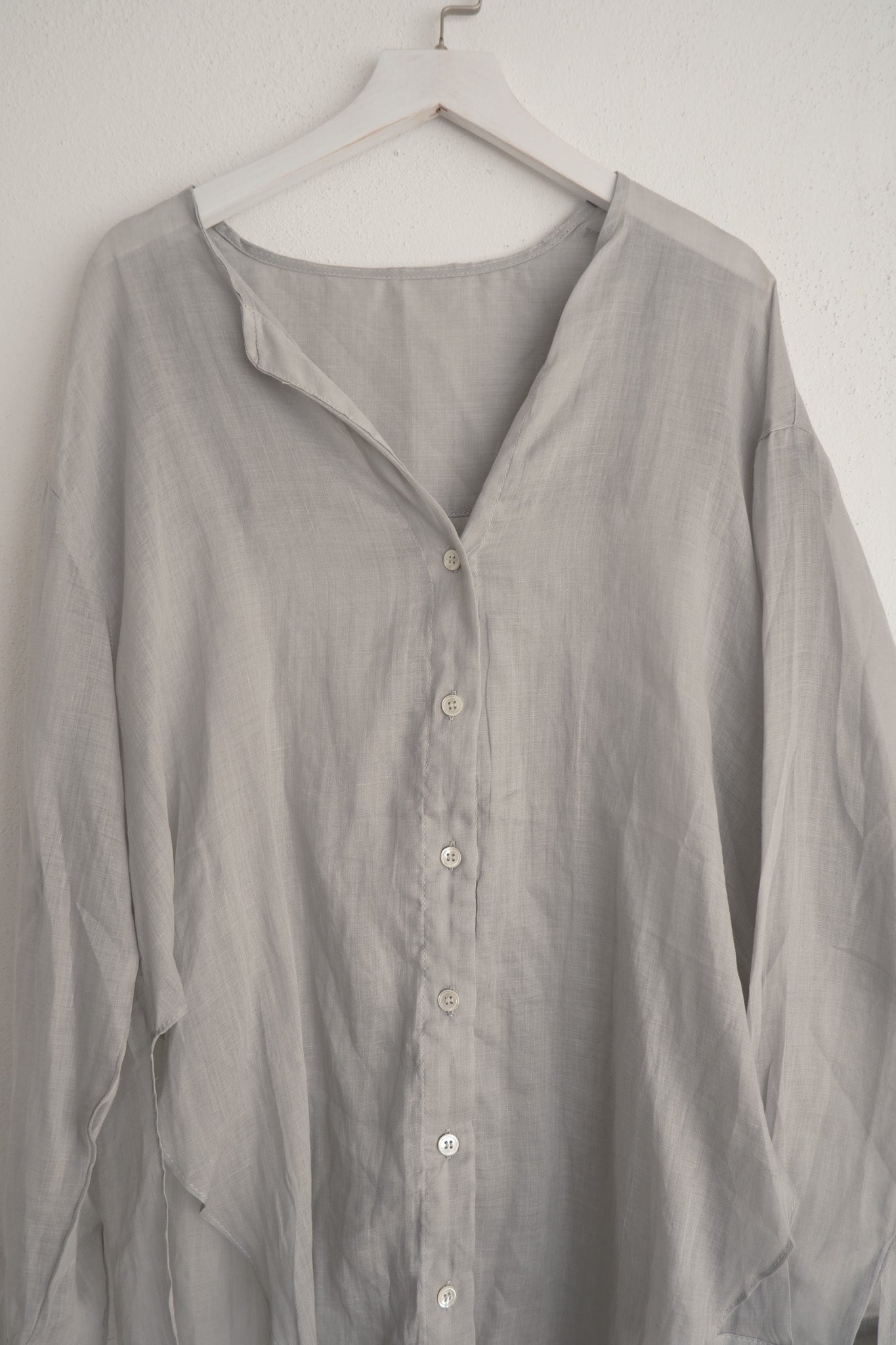 Ease Linen Shirt