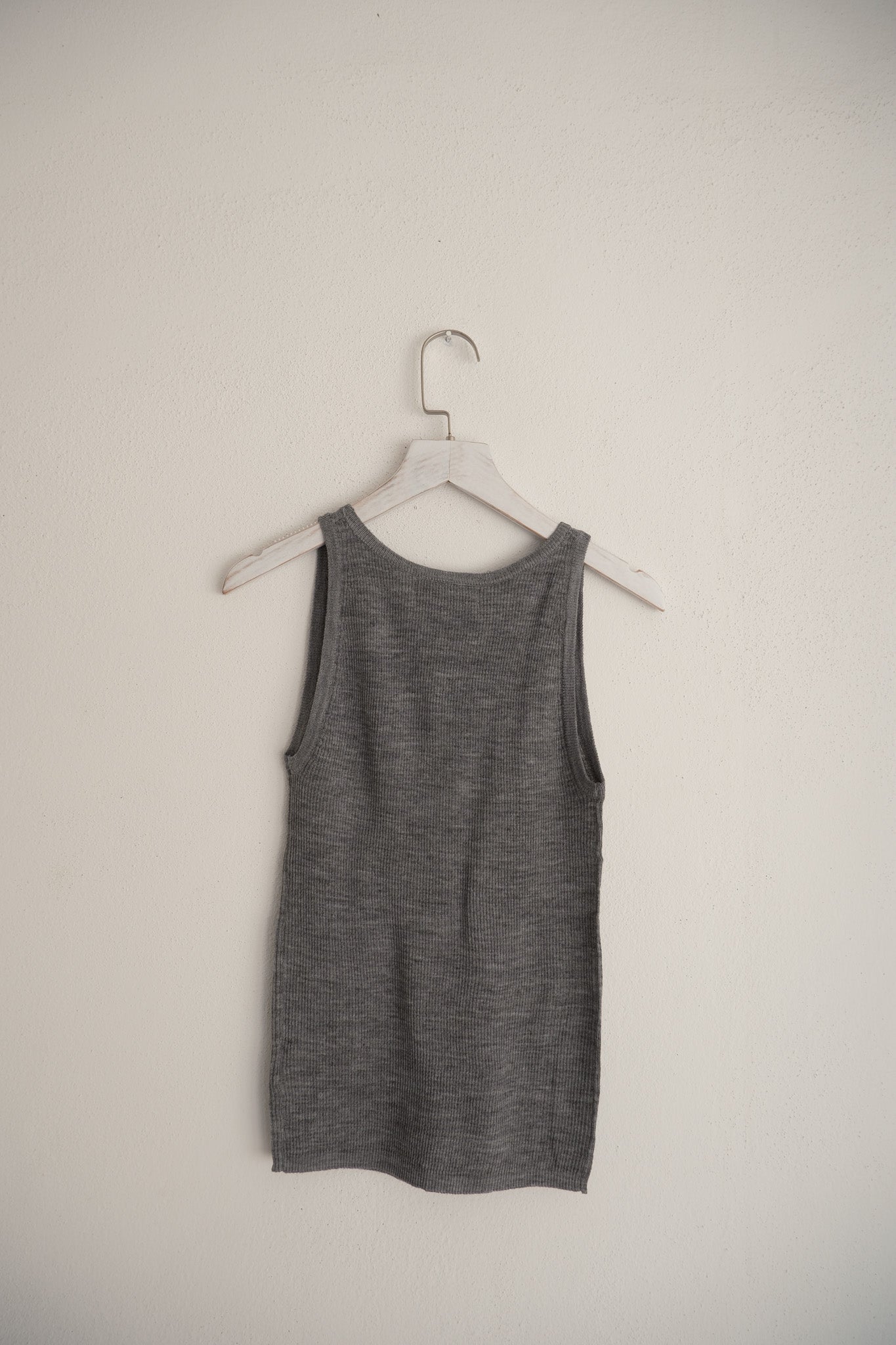 Cut In Knit Tank Top