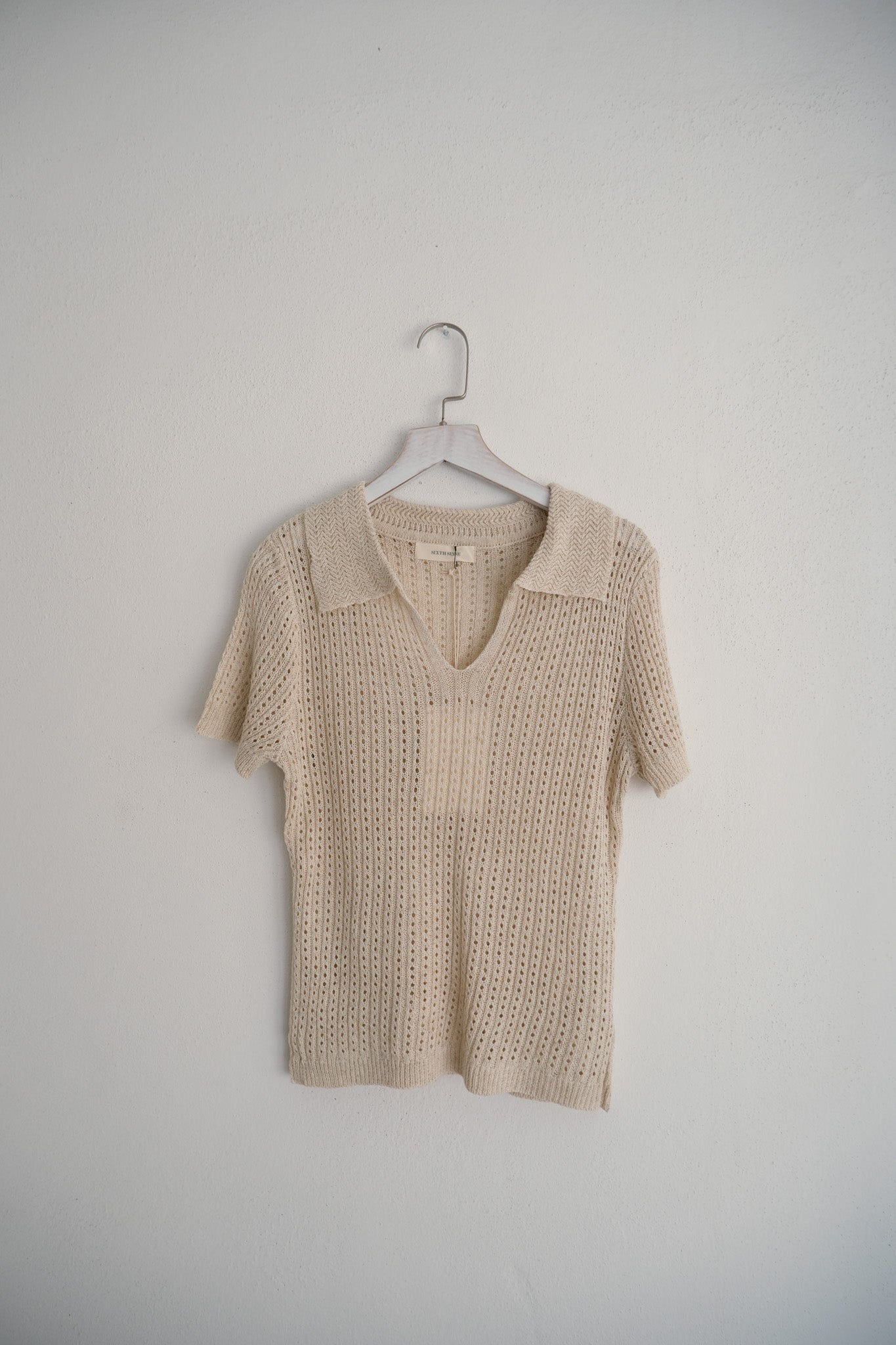Grid Collar Knit Top