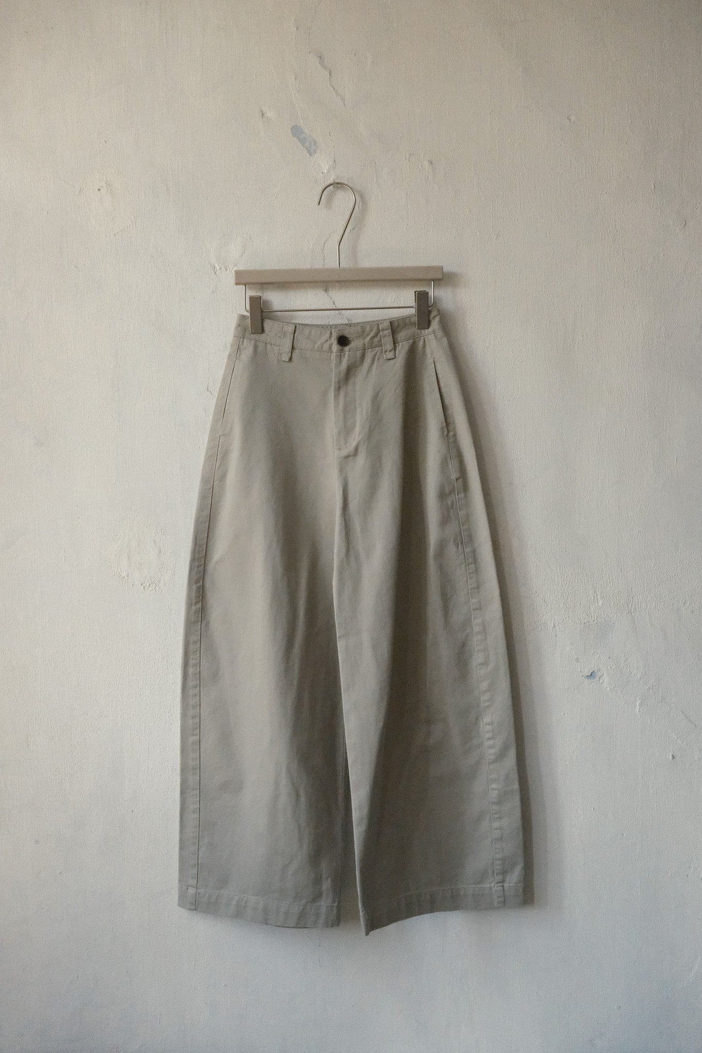 Studio Barrel Trousers