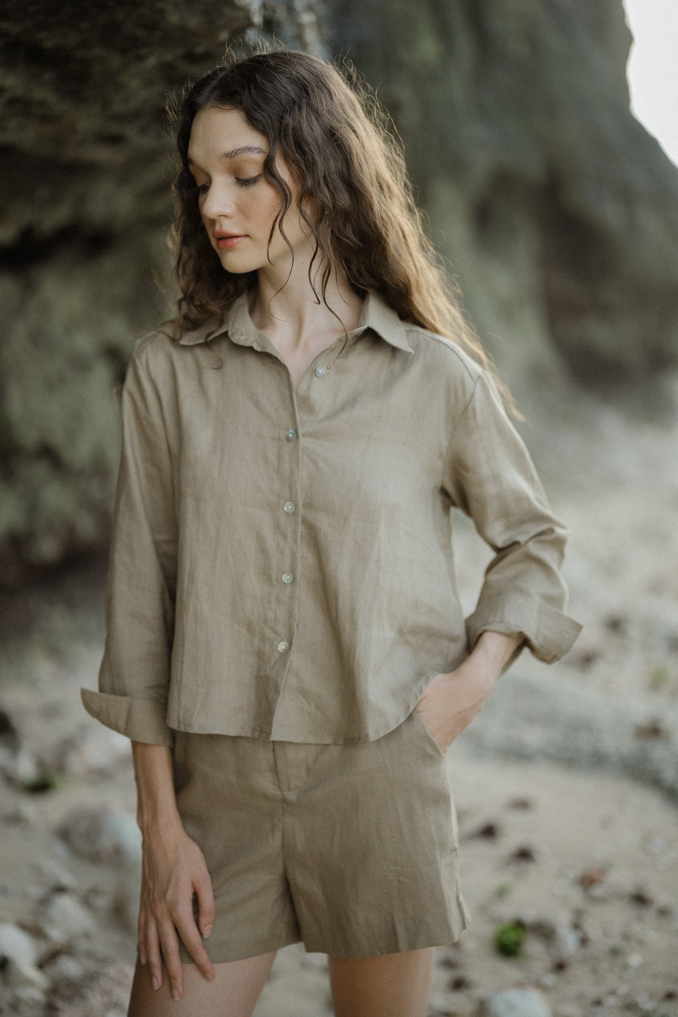 Miera Linen Shirt