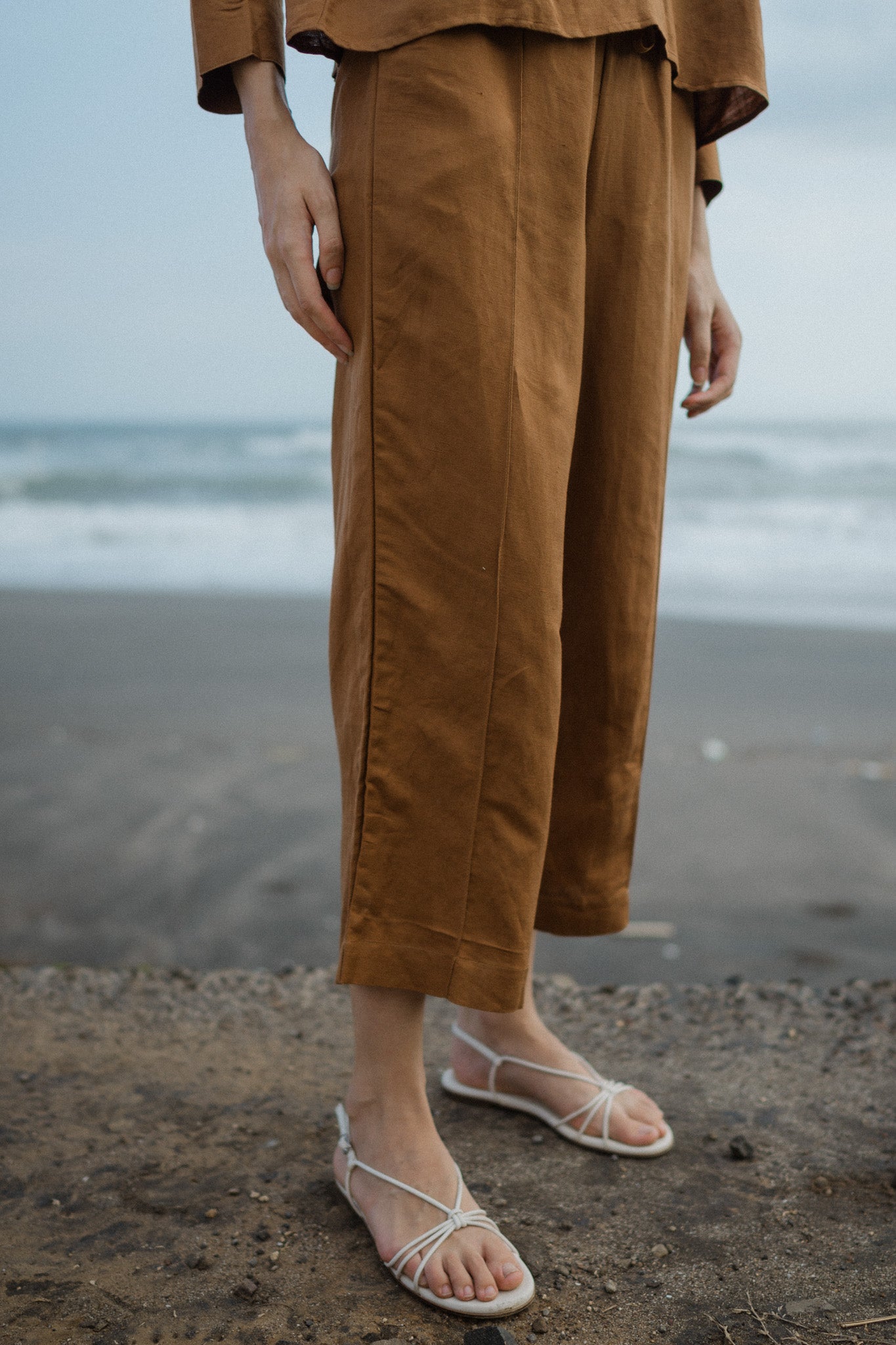 Drawstring Linen Trousers