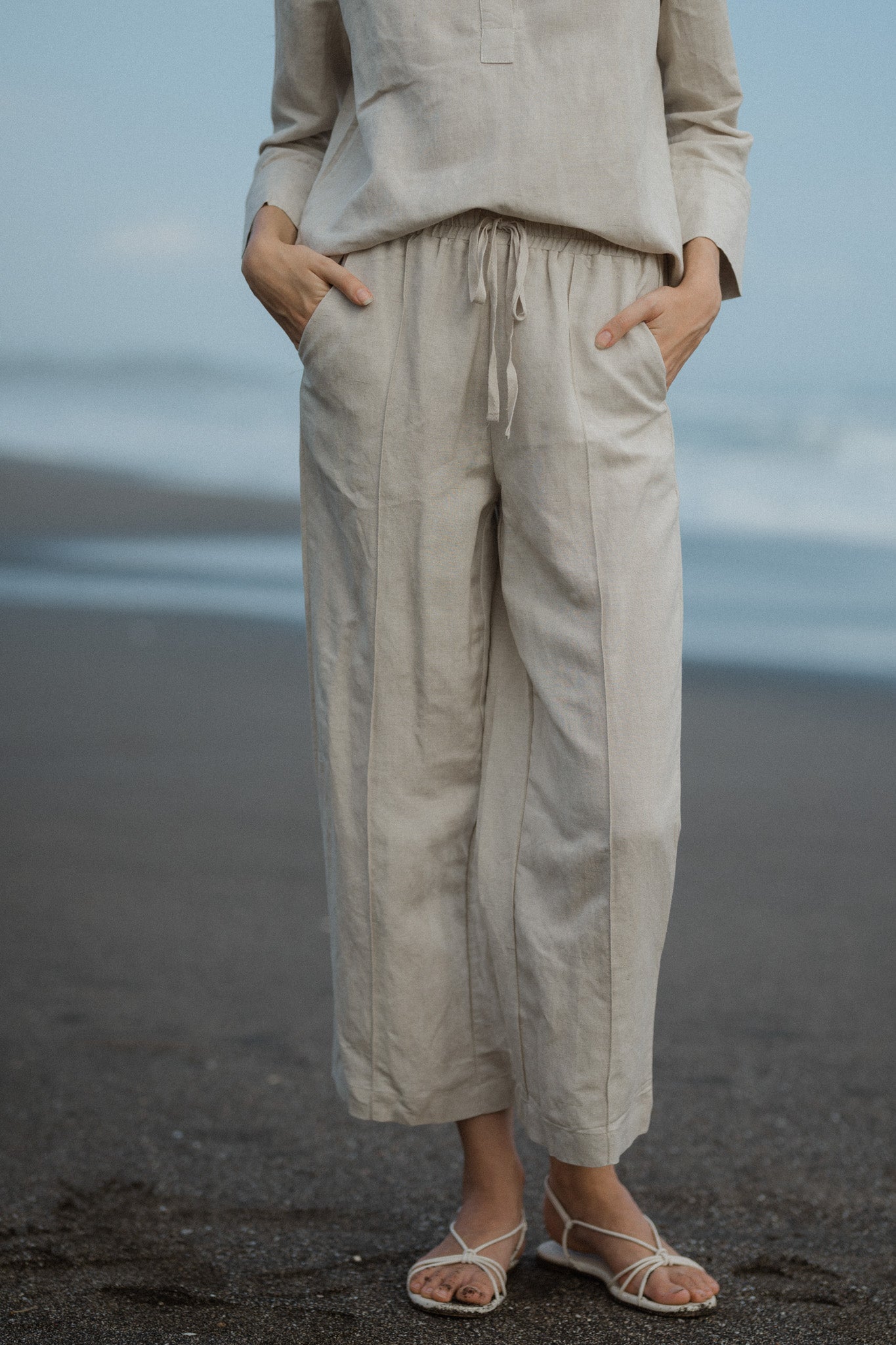 Drawstring Linen Trousers