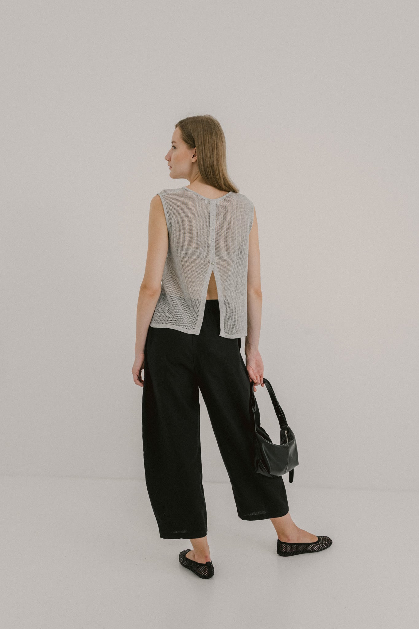 Barrel-leg Linen Trousers