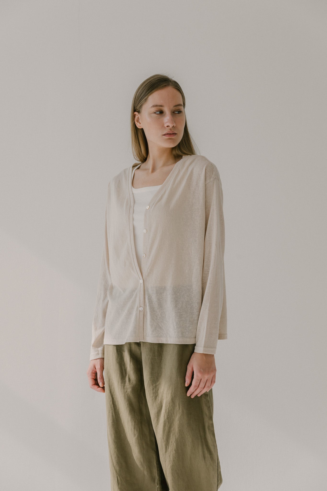 Barrel-leg Linen Trousers