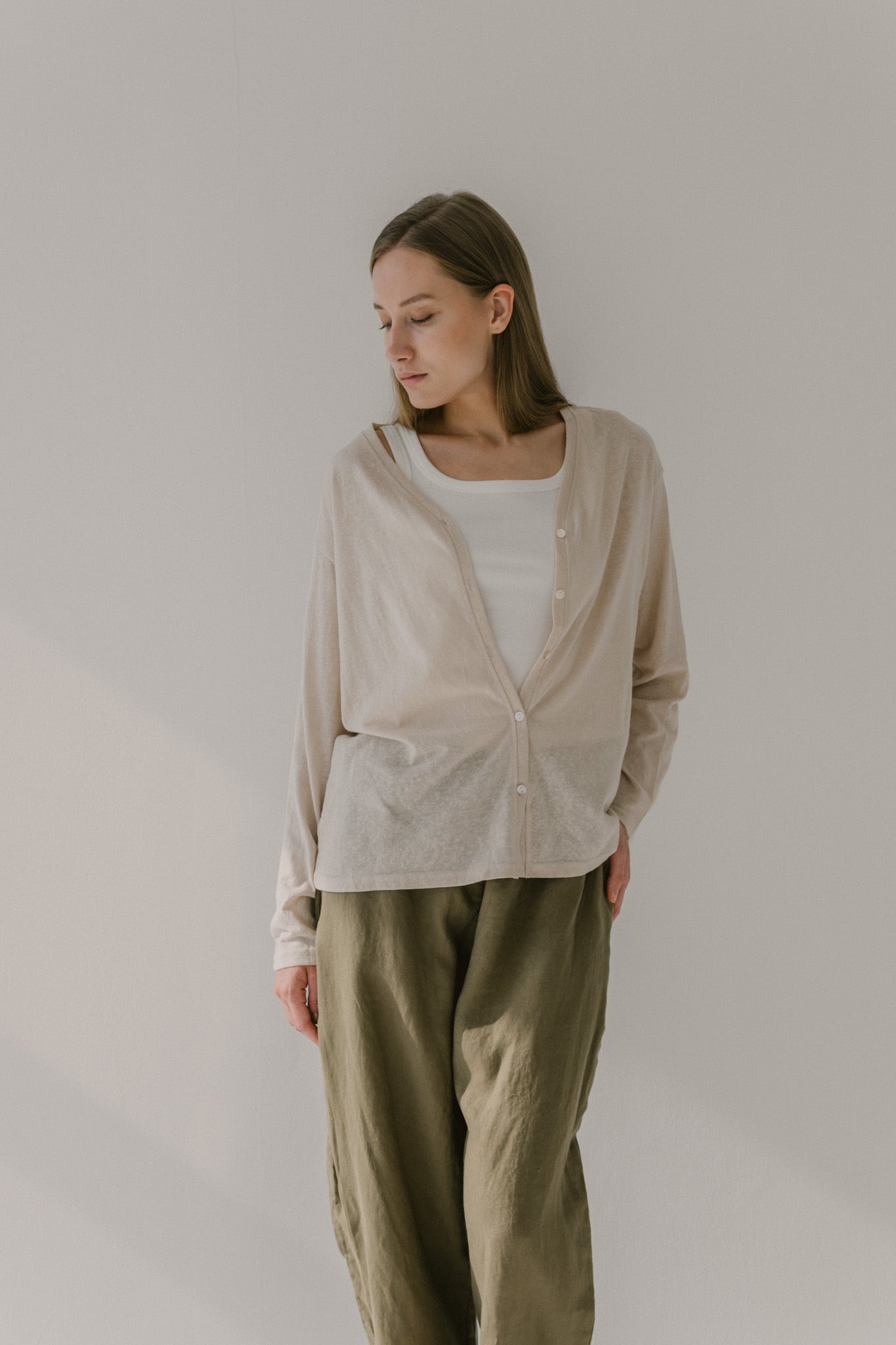 Barrel-leg Linen Trousers