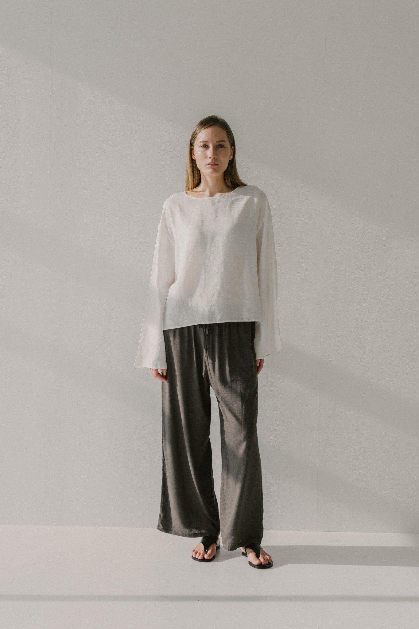 Flare Sleeve Linen Top