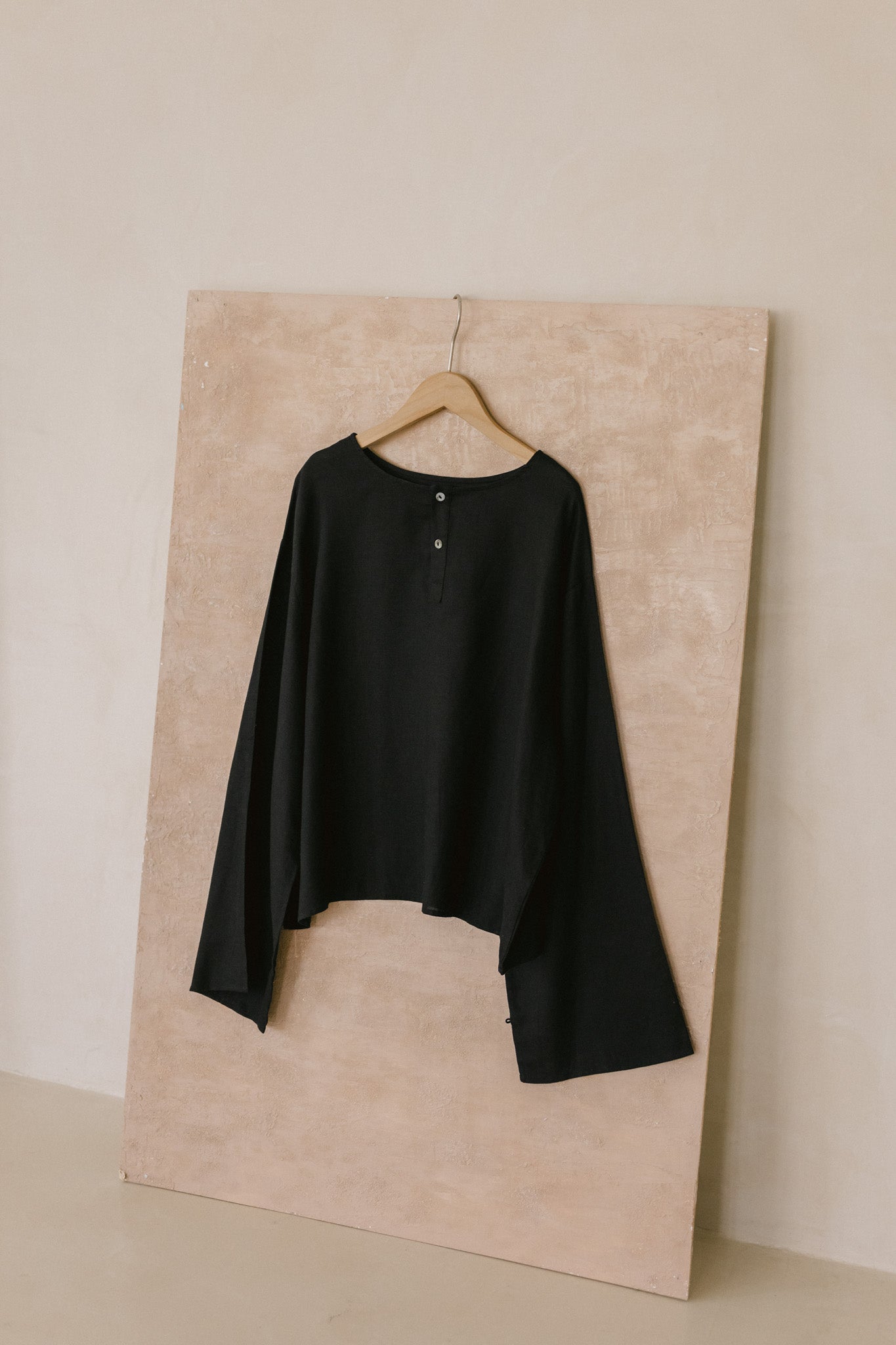 Flare Sleeve Linen Top
