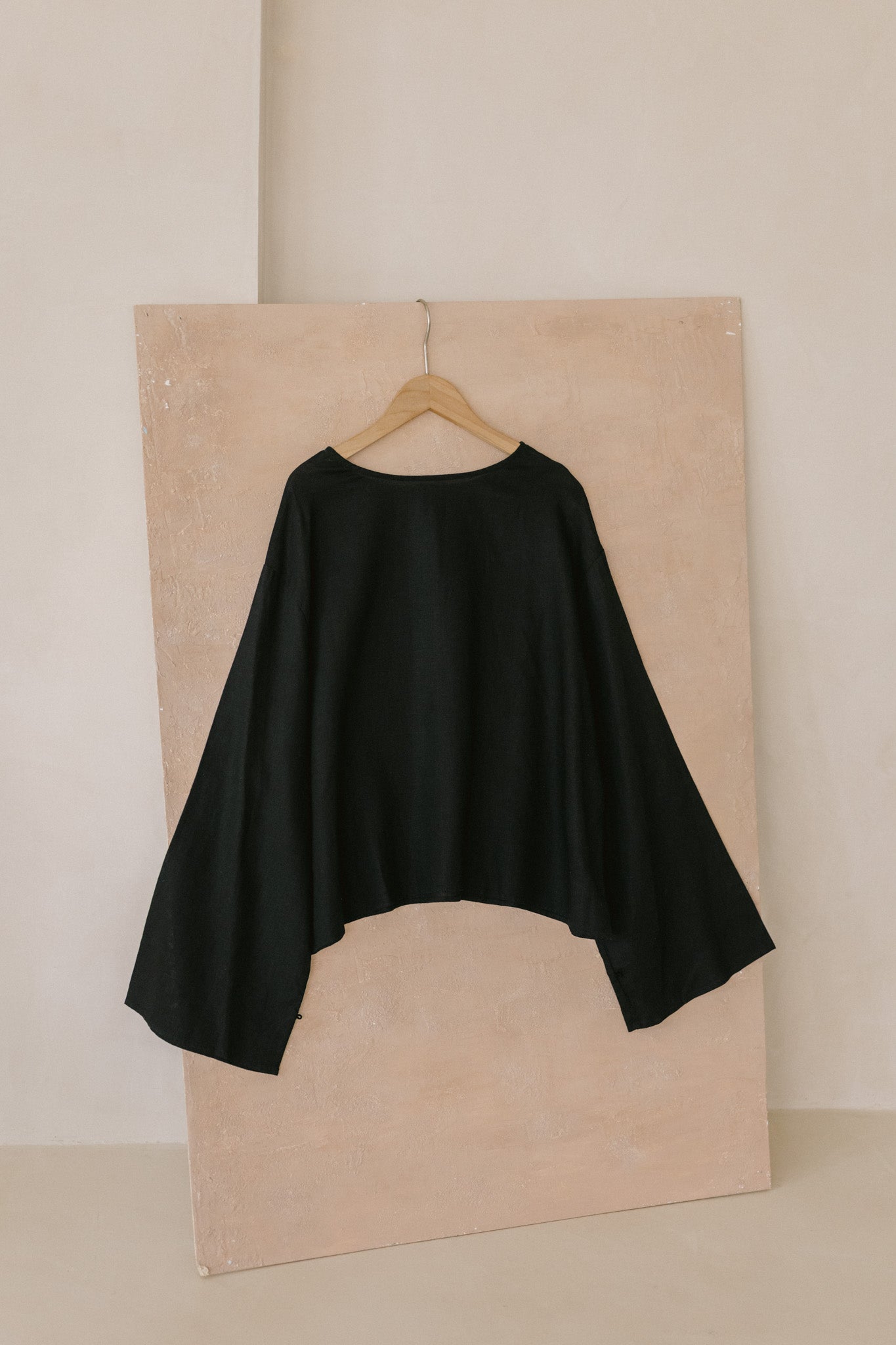 Flare Sleeve Linen Top